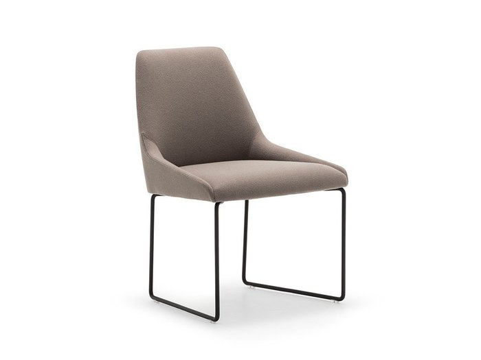 【アンドリュー ワールド/Andreu World / GOODS】のAlya Chair / アリヤ SI1553 チェア スレッジベース インテリア・キッズ・メンズ・レディースファッション・服の通販 founy(ファニー) https://founy.com/ 送料無料 Free Shipping スリム Slim フォルム Form リラックス Relax ホーム・キャンプ・アウトドア・お取り寄せ Home,Garden,Outdoor,Camping Gear 家具・インテリア Furniture チェア・椅子 Chair ダイニングチェア Dining Chair |ID: prp329100003121008 ipo3291000000030202441