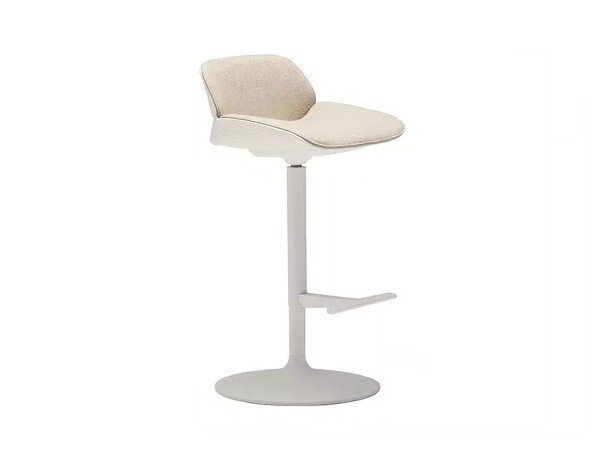 【アンドリュー ワールド/Andreu World / GOODS】のNuez Counter Stool Upholstered Shell Pad / ヌエス BQ2746 カウンタースツール コラムベース(シェルパッド) インテリア・キッズ・メンズ・レディースファッション・服の通販 founy(ファニー) https://founy.com/ キルティング Quilting クッション Cushion シンプル Simple 送料無料 Free Shipping ホーム・キャンプ・アウトドア・お取り寄せ Home,Garden,Outdoor,Camping Gear 家具・インテリア Furniture チェア・椅子 Chair スツール Stool ホーム・キャンプ・アウトドア・お取り寄せ Home,Garden,Outdoor,Camping Gear 家具・インテリア Furniture チェア・椅子 Chair カウンターチェア・ハイスツール Counter Chair/High Stool |ID: prp329100003121064 ipo3291000000030203761