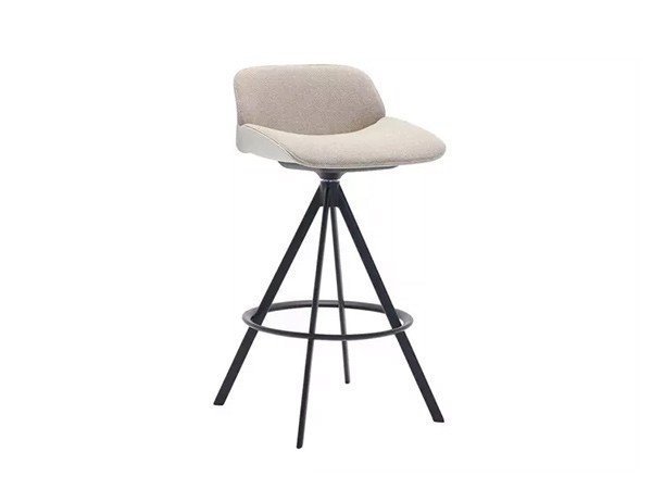 【アンドリュー ワールド/Andreu World / GOODS】のNuez Counter Stool Upholstered Shell Pad / ヌエス BQ2749 カウンタースツール 回転式スチール脚(シェルパッド) インテリア・キッズ・メンズ・レディースファッション・服の通販 founy(ファニー) https://founy.com/ キルティング Quilting クッション Cushion モダン Modern 送料無料 Free Shipping ホーム・キャンプ・アウトドア・お取り寄せ Home,Garden,Outdoor,Camping Gear 家具・インテリア Furniture チェア・椅子 Chair スツール Stool ホーム・キャンプ・アウトドア・お取り寄せ Home,Garden,Outdoor,Camping Gear 家具・インテリア Furniture チェア・椅子 Chair カウンターチェア・ハイスツール Counter Chair/High Stool |ID: prp329100003121074 ipo3291000000021148025