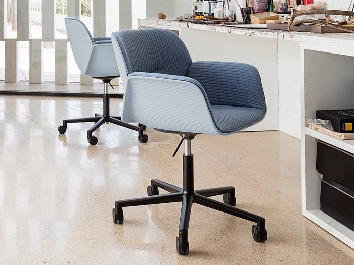 【アンドリュー ワールド/Andreu World / GOODS】のNuez Armchair Upholstered Shell Pad / ヌエス SO2773 アームチェア キャスターベース(シェルパッド) インテリア・キッズ・メンズ・レディースファッション・服の通販 founy(ファニー) https://founy.com/ キルティング Quilting クッション Cushion デスク Desk ワーク Work 送料無料 Free Shipping ホーム・キャンプ・アウトドア・お取り寄せ Home,Garden,Outdoor,Camping Gear 家具・インテリア Furniture チェア・椅子 Chair アームチェア Armchair ホーム・キャンプ・アウトドア・お取り寄せ Home,Garden,Outdoor,Camping Gear 家具・インテリア Furniture チェア・椅子 Chair オフィスチェア・デスクチェア Office Chair/Desk Chair |ID: prp329100003121089 ipo3291000000030204494