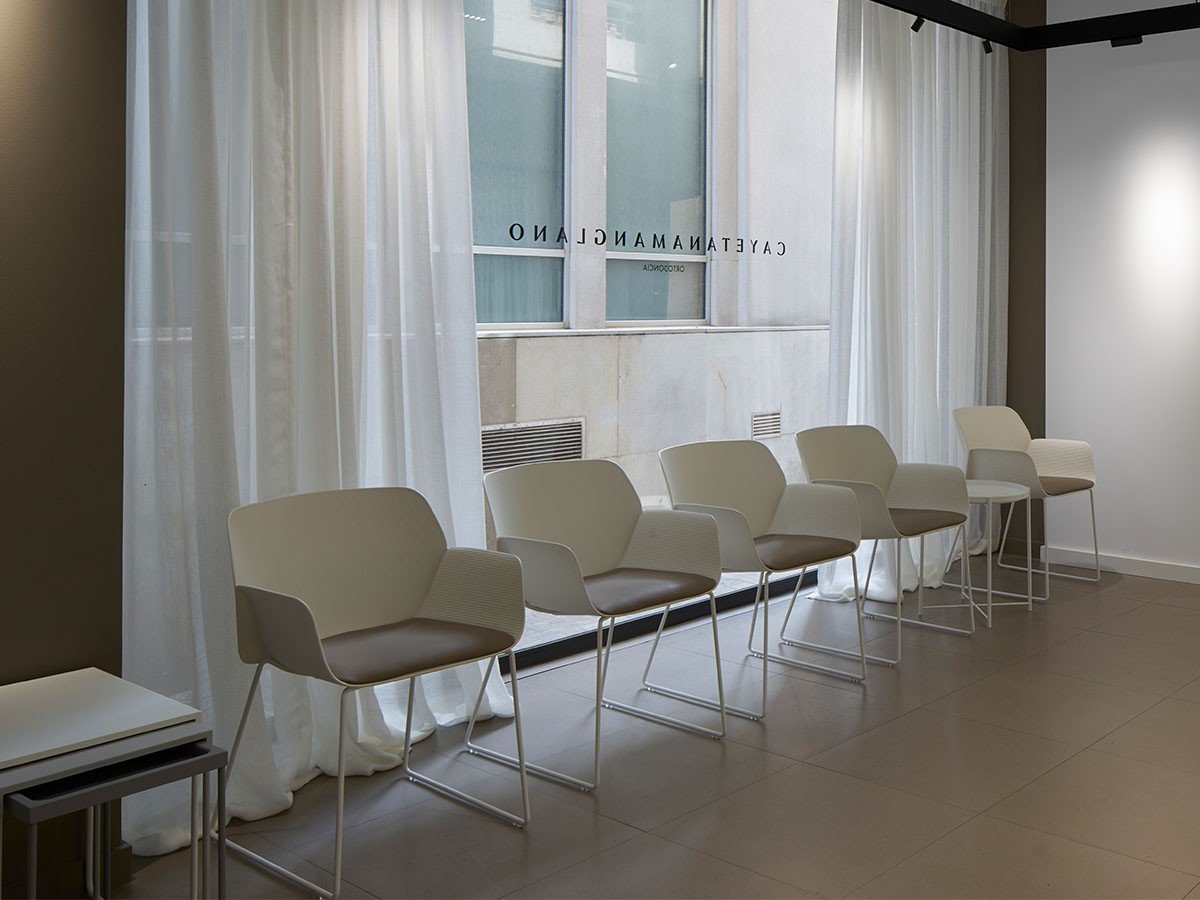 【アンドリュー ワールド/Andreu World / GOODS】のNuez Armchair Thermo-polymer shell / ヌエス SO2783 アームチェア スレッジベース(サーモポリマーシェル) 人気、トレンドファッション・服の通販 founy(ファニー) 　キルティング　Quilting　シンプル　Simple　スリム　Slim　送料無料　Free Shipping　ホーム・キャンプ・アウトドア・お取り寄せ　Home,Garden,Outdoor,Camping Gear　家具・インテリア　Furniture　チェア・椅子　Chair　ダイニングチェア　Dining Chair　ホーム・キャンプ・アウトドア・お取り寄せ　Home,Garden,Outdoor,Camping Gear　家具・インテリア　Furniture　チェア・椅子　Chair　アームチェア　Armchair　other-6|ID: prp329100003121094 ipo3291000000031495903