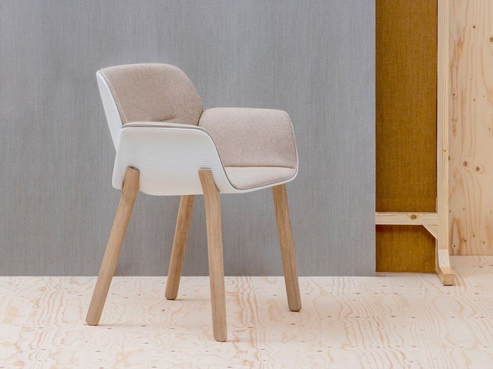 【アンドリュー ワールド/Andreu World / GOODS】のNuez Armchair Upholstered Shell Pad / ヌエス SO2770 アームチェア 木脚(シェルパッド) インテリア・キッズ・メンズ・レディースファッション・服の通販 founy(ファニー) https://founy.com/ キルティング Quilting クッション Cushion シンプル Simple 送料無料 Free Shipping ホーム・キャンプ・アウトドア・お取り寄せ Home,Garden,Outdoor,Camping Gear 家具・インテリア Furniture チェア・椅子 Chair ダイニングチェア Dining Chair ホーム・キャンプ・アウトドア・お取り寄せ Home,Garden,Outdoor,Camping Gear 家具・インテリア Furniture チェア・椅子 Chair アームチェア Armchair |ID: prp329100003121095 ipo3291000000030204807