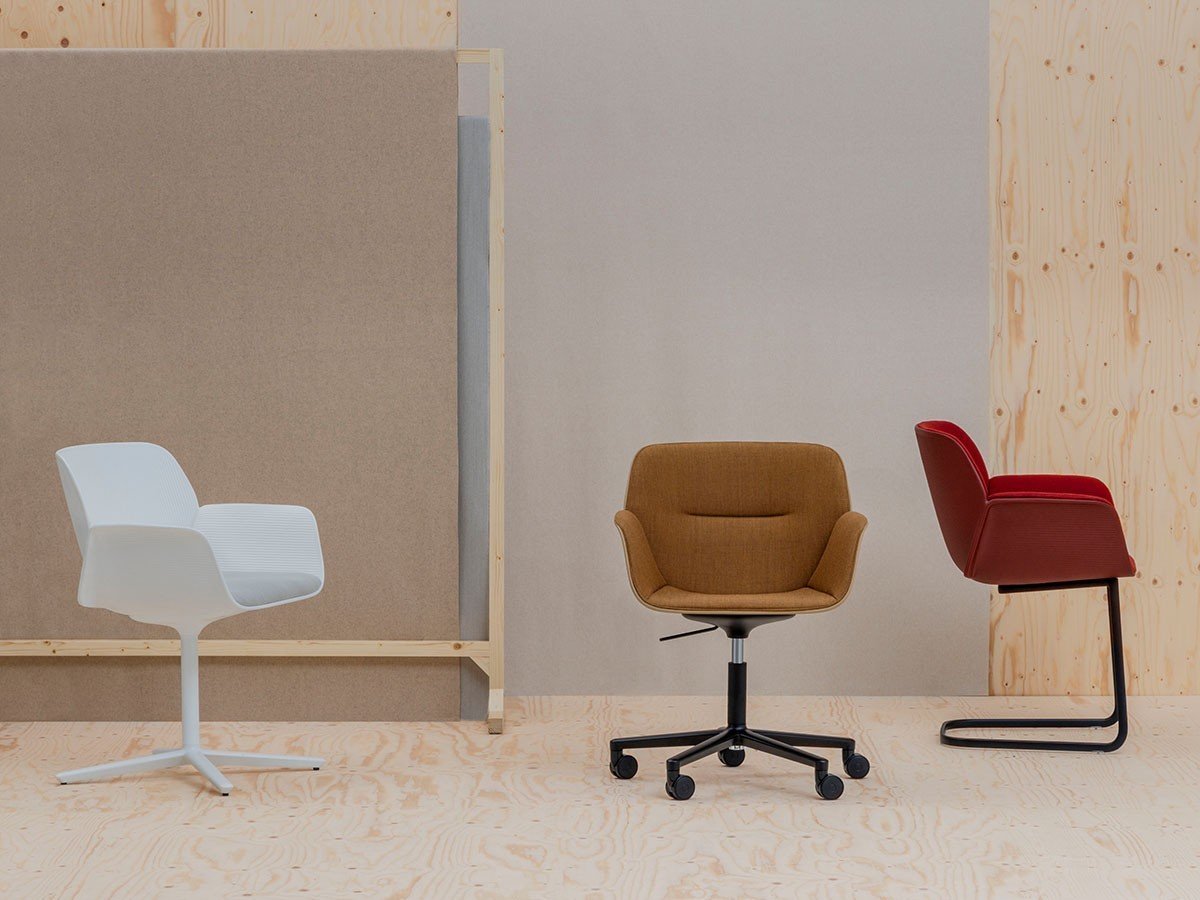 【アンドリュー ワールド/Andreu World / GOODS】のNuez Armchair Upholstered Shell Pad / ヌエス SO2772 アームチェア 回転式スターベース(シェルパッド) インテリア・キッズ・メンズ・レディースファッション・服の通販 founy(ファニー) 　エレガント 上品　Elegant　キルティング　Quilting　クッション　Cushion　送料無料　Free Shipping　ホーム・キャンプ・アウトドア・お取り寄せ　Home,Garden,Outdoor,Camping Gear　家具・インテリア　Furniture　チェア・椅子　Chair　ダイニングチェア　Dining Chair　ホーム・キャンプ・アウトドア・お取り寄せ　Home,Garden,Outdoor,Camping Gear　家具・インテリア　Furniture　チェア・椅子　Chair　アームチェア　Armchair　ホーム・キャンプ・アウトドア・お取り寄せ　Home,Garden,Outdoor,Camping Gear　家具・インテリア　Furniture　チェア・椅子　Chair　オフィスチェア・デスクチェア　Office Chair/Desk Chair　参考商品|ID: prp329100003121098 ipo3291000000030204951