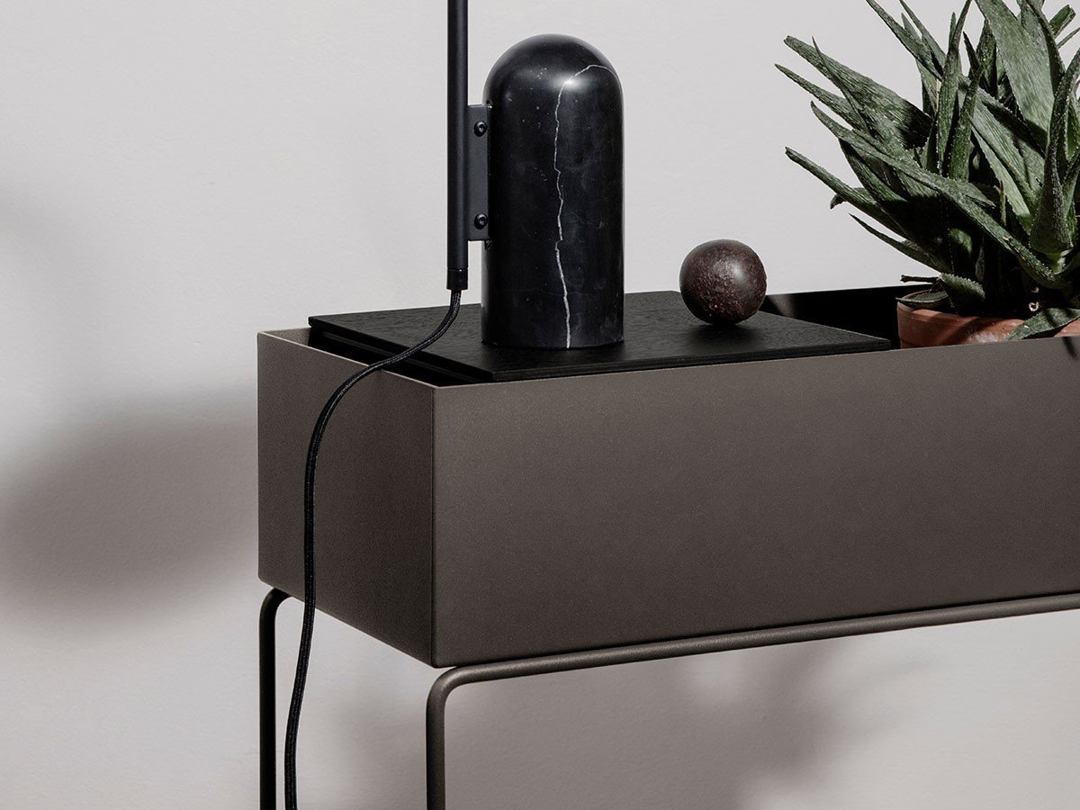 【ファームリビング/ferm LIVING / GOODS】のPlant Box / プラントボックス インテリア・キッズ・メンズ・レディースファッション・服の通販 founy(ファニー) 　シンプル　Simple　スタンド　Stand　スリム　Slim　テーブル　Table　フレーム　Flame　ボックス　Box　送料無料　Free Shipping　ホーム・キャンプ・アウトドア・お取り寄せ　Home,Garden,Outdoor,Camping Gear　家具・インテリア　Furniture　その他 インテリア雑貨、家具　Furniture, Interior, Others　オプショントレイ:ブラック|ID: prp329100003129349 ipo3291000000021191026