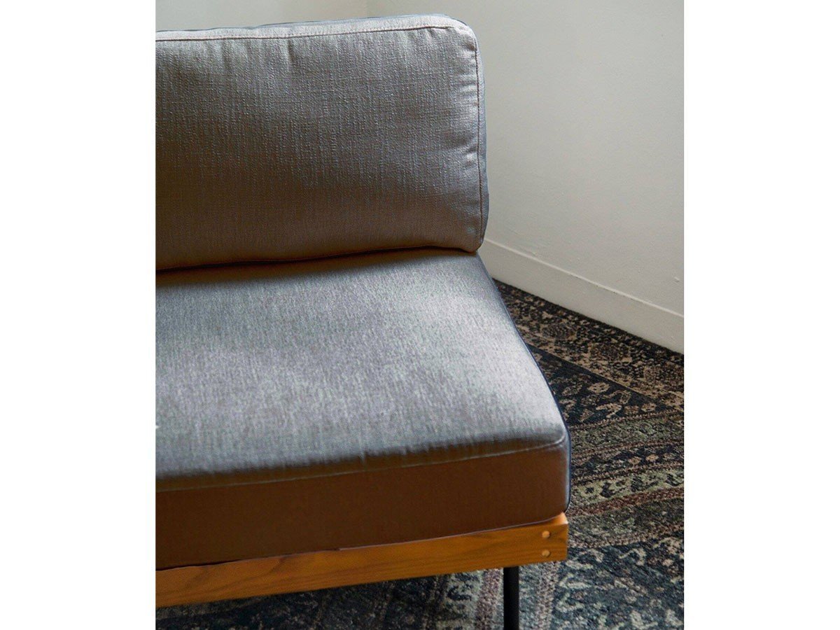 【ジャーナルスタンダード ファニチャー/journal standard Furniture / GOODS】のLILLE SOFA 1P / リル ソファ 1シーター インテリア・キッズ・メンズ・レディースファッション・服の通販 founy(ファニー) 　ウッド　Wood　コンパクト　Compact　シンプル　Simple　スリム　Slim　テーブル　Table　ヴィンテージ　Vintage　ホーム・キャンプ・アウトドア・お取り寄せ　Home,Garden,Outdoor,Camping Gear　家具・インテリア　Furniture　ソファー　Sofa　張地:グレー|ID: prp329100003137424 ipo3291000000029254361