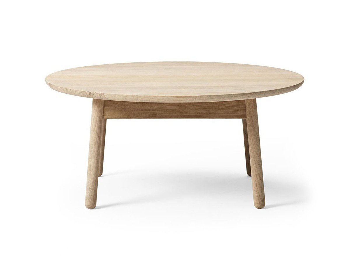 【プラスハレ/Plus Halle / GOODS】のNest Table Oak / ネスト テーブル オーク 直径90 × 高さ41cm 人気、トレンドファッション・服の通販 founy(ファニー) 　テーブル　Table, Dining Table　モダン　Modern, Contemporary　ホーム・キャンプ・アウトドア・お取り寄せ　Home Living / Home & Lifestyle / Camping Gear / Outdoor Camping　家具・インテリア　Home Furniture & Interior. Stylish & Functional Living Spaces　テーブル　Dining, Coffee & Side Tables　ローテーブル・センターテーブル　Coffee & Center Tables　other-2|ID: prp329100003153550 ipo3291000000031493958