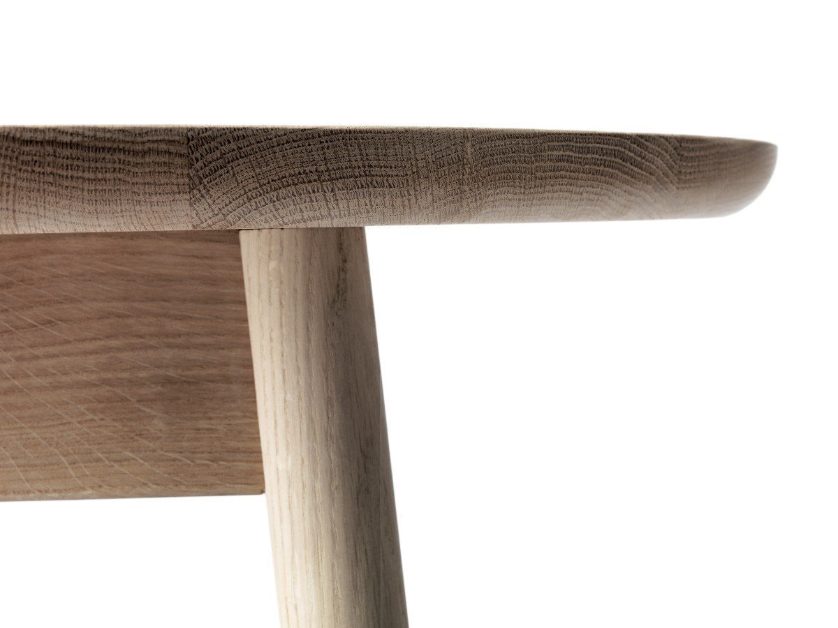 【プラスハレ/Plus Halle / GOODS】のNest Table Oak / ネスト テーブル オーク 直径65 × 高さ61cm 人気、トレンドファッション・服の通販 founy(ファニー) 　テーブル　Table, Dining Table　モダン　Modern, Contemporary　ホーム・キャンプ・アウトドア・お取り寄せ　Home Living / Home & Lifestyle / Camping Gear / Outdoor Camping　家具・インテリア　Home Furniture & Interior. Stylish & Functional Living Spaces　テーブル　Dining, Coffee & Side Tables　ローテーブル・センターテーブル　Coffee & Center Tables　other-6|ID: prp329100003153553 ipo3291000000031493977