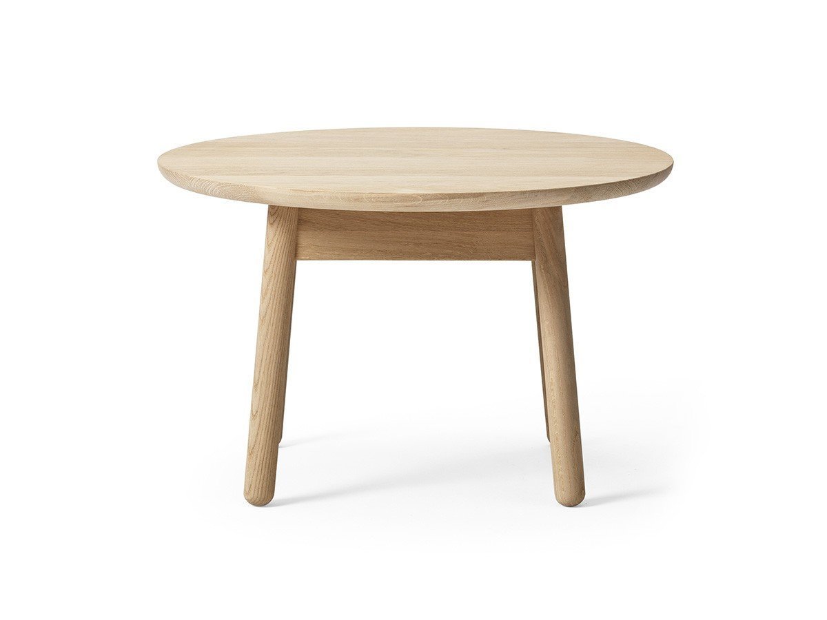 【プラスハレ/Plus Halle / GOODS】のNest Table Oak / ネスト テーブル オーク 直径65 × 高さ41cm 人気、トレンドファッション・服の通販 founy(ファニー) 　テーブル　Table, Dining Table　モダン　Modern, Contemporary　ホーム・キャンプ・アウトドア・お取り寄せ　Home Living / Home & Lifestyle / Camping Gear / Outdoor Camping　家具・インテリア　Home Furniture & Interior. Stylish & Functional Living Spaces　テーブル　Dining, Coffee & Side Tables　ローテーブル・センターテーブル　Coffee & Center Tables　other-2|ID: prp329100003153555 ipo3291000000031493983
