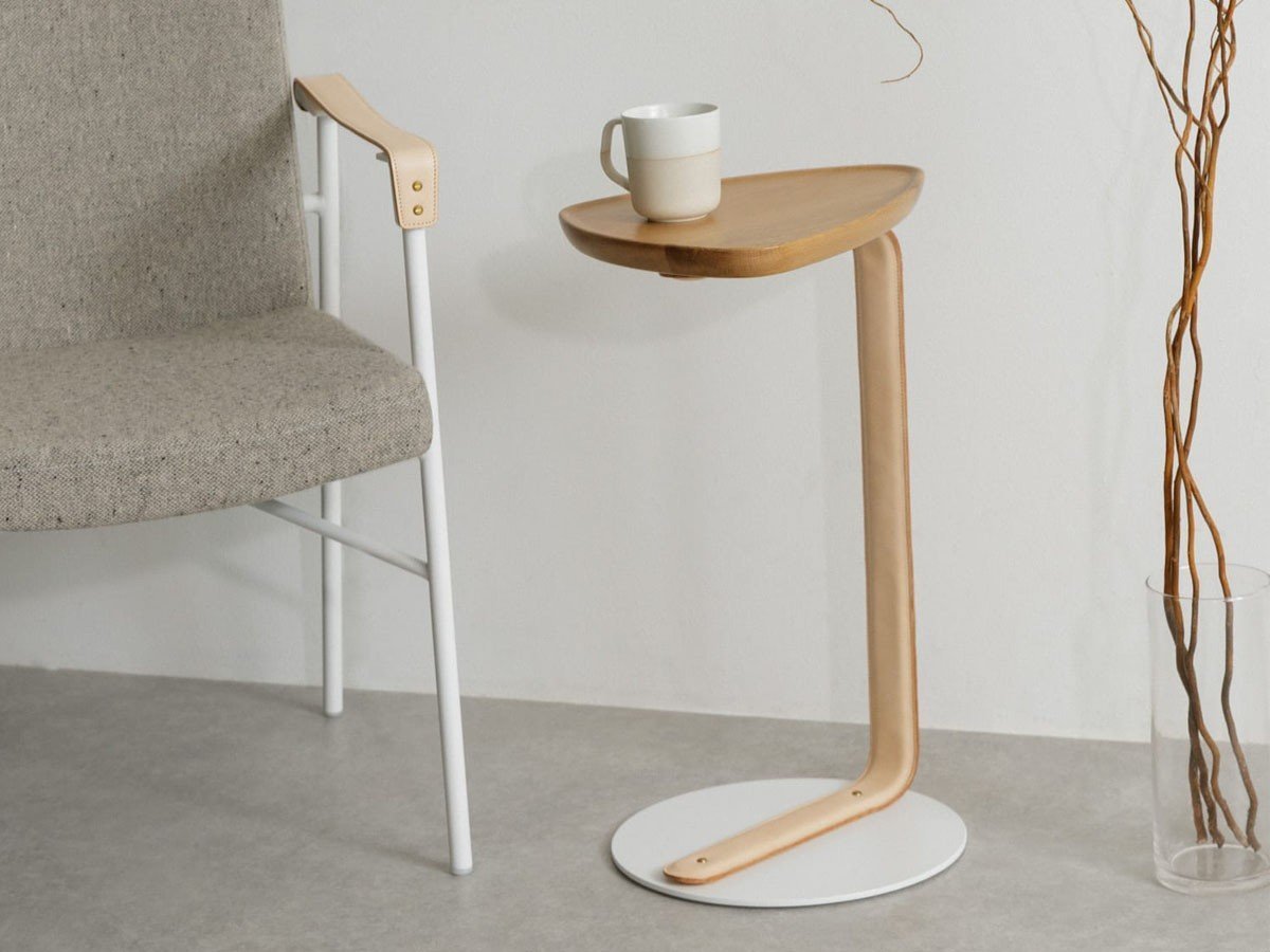 【ドアーズリビングプロダクツ/DOORS LIVING PRODUCTS / GOODS】のDOORS × SYOTYL Luonka TRI SIDE TABLE / ルオンカ トライアングルサイドテーブル 人気、トレンドファッション・服の通販 founy(ファニー) 　シンプル　Simple, Minimal　テーブル　Table, Dining Table　トライアングル　Triangle, Triangular Shape　ホーム・キャンプ・アウトドア・お取り寄せ　Home Living / Home & Lifestyle / Camping Gear / Outdoor Camping　家具・インテリア　Home Furniture & Interior. Stylish & Functional Living Spaces　テーブル　Dining, Coffee & Side Tables　サイドテーブル・ナイトテーブル　Side & End Tables　other-6|ID: prp329100003190729 ipo3291000000031493341