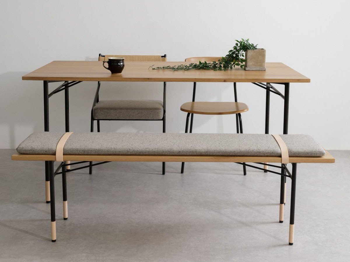 【ドアーズリビングプロダクツ/DOORS LIVING PRODUCTS / GOODS】のDOORS × SYOTYL Luonka BENCH 1450 FAB / ルオンカ ベンチ 幅145cm 人気、トレンドファッション・服の通販 founy(ファニー) 　クッション　Cushion, Throw Pillow　ハンド　Hand, Handmade　ホーム・キャンプ・アウトドア・お取り寄せ　Home Living / Home & Lifestyle / Camping Gear / Outdoor Camping　家具・インテリア　Home Furniture & Interior. Stylish & Functional Living Spaces　チェア・椅子　Seating & Chairs　ダイニングベンチ・玄関ベンチ　Bench & Dining Benches　other-4|ID: prp329100003190733 ipo3291000000031493359