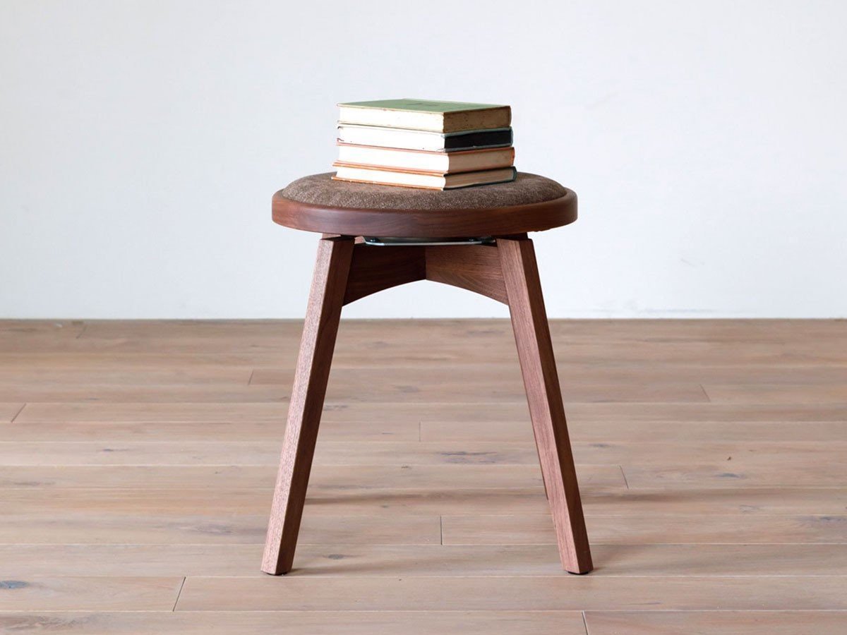 【ヒラシマ/HIRASHIMA / GOODS】のAGILE Round Stool / アジレ ラウンドスツール(張座) 人気、トレンドファッション・服の通販 founy(ファニー) 　クッション　Cushion　軽量　Lightweight　バランス　Balance　フェミニン　Feminine　フレーム　Flame　ラウンド　Round　送料無料　Free Shipping　エレガント 上品　Elegant　ホーム・キャンプ・アウトドア・お取り寄せ　Home,Garden,Outdoor,Camping Gear　家具・インテリア　Furniture　チェア・椅子　Chair　スツール　Stool　 other-1|ID: prp329100003214750 ipo3291000000021645101