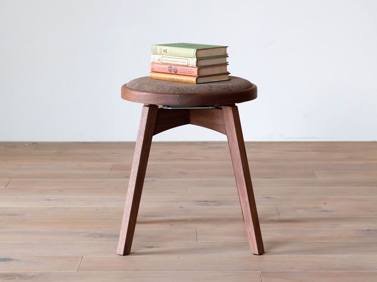 【ヒラシマ/HIRASHIMA / GOODS】のAGILE Round Stool / アジレ ラウンドスツール(張座) 人気、トレンドファッション・服の通販 founy(ファニー) 　クッション　Cushion　軽量　Lightweight　バランス　Balance　フェミニン　Feminine　フレーム　Flame　ラウンド　Round　送料無料　Free Shipping　エレガント 上品　Elegant　ホーム・キャンプ・アウトドア・お取り寄せ　Home,Garden,Outdoor,Camping Gear　家具・インテリア　Furniture　チェア・椅子　Chair　スツール　Stool　other-2|ID: prp329100003214750 ipo3291000000031493255