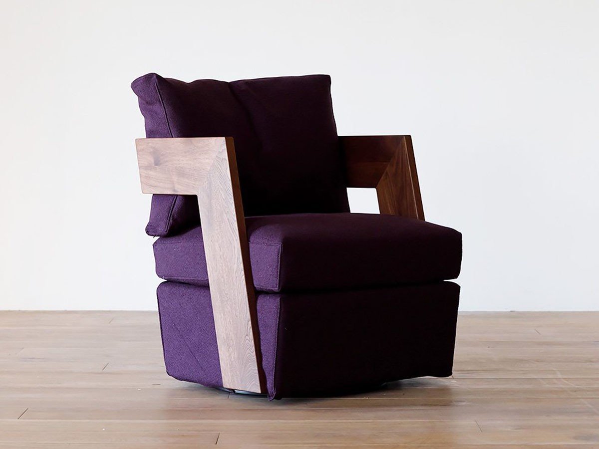 【ヒラシマ/HIRASHIMA / GOODS】のSOLIDO Round Chair / ソリド ラウンドチェア インテリア・キッズ・メンズ・レディースファッション・服の通販 founy(ファニー) 　クッション　Cushion, Throw Pillow　コンパクト　Compact, Small Size　フレーム　Frame, Outline　ラウンド　Round, Round Neck　リラックス　Relax, Relaxed Fit　ホーム・キャンプ・アウトドア・お取り寄せ　Home Living / Home & Lifestyle / Camping Gear / Outdoor Camping　家具・インテリア　Home Furniture & Interior. Stylish & Functional Living Spaces　チェア・椅子　Seating & Chairs　ラウンジチェア・リクライナー　Lounge Chairs / Recliners　ホーム・キャンプ・アウトドア・お取り寄せ　Home Living / Home & Lifestyle / Camping Gear / Outdoor Camping　家具・インテリア　Home Furniture & Interior. Stylish & Functional Living Spaces　チェア・椅子　Seating & Chairs　リクライニングチェア・くつろぎチェア　Recliner Chair　フレーム:ウォールナット、サイドトレー:不要|ID: prp329100003218033 ipo3291000000036244318