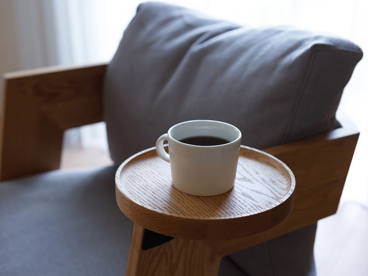 【ヒラシマ/HIRASHIMA / GOODS】のSOLIDO Round Chair / ソリド ラウンドチェア インテリア・キッズ・メンズ・レディースファッション・服の通販 founy(ファニー) 　クッション　Cushion, Throw Pillow　コンパクト　Compact, Small Size　フレーム　Frame, Outline　ラウンド　Round, Round Neck　リラックス　Relax, Relaxed Fit　ホーム・キャンプ・アウトドア・お取り寄せ　Home Living / Home & Lifestyle / Camping Gear / Outdoor Camping　家具・インテリア　Home Furniture & Interior. Stylish & Functional Living Spaces　チェア・椅子　Seating & Chairs　ラウンジチェア・リクライナー　Lounge Chairs / Recliners　ホーム・キャンプ・アウトドア・お取り寄せ　Home Living / Home & Lifestyle / Camping Gear / Outdoor Camping　家具・インテリア　Home Furniture & Interior. Stylish & Functional Living Spaces　チェア・椅子　Seating & Chairs　リクライニングチェア・くつろぎチェア　Recliner Chair　サイドトレー:右サイドトレー1点追加|ID: prp329100003218033 ipo3291000000036244332