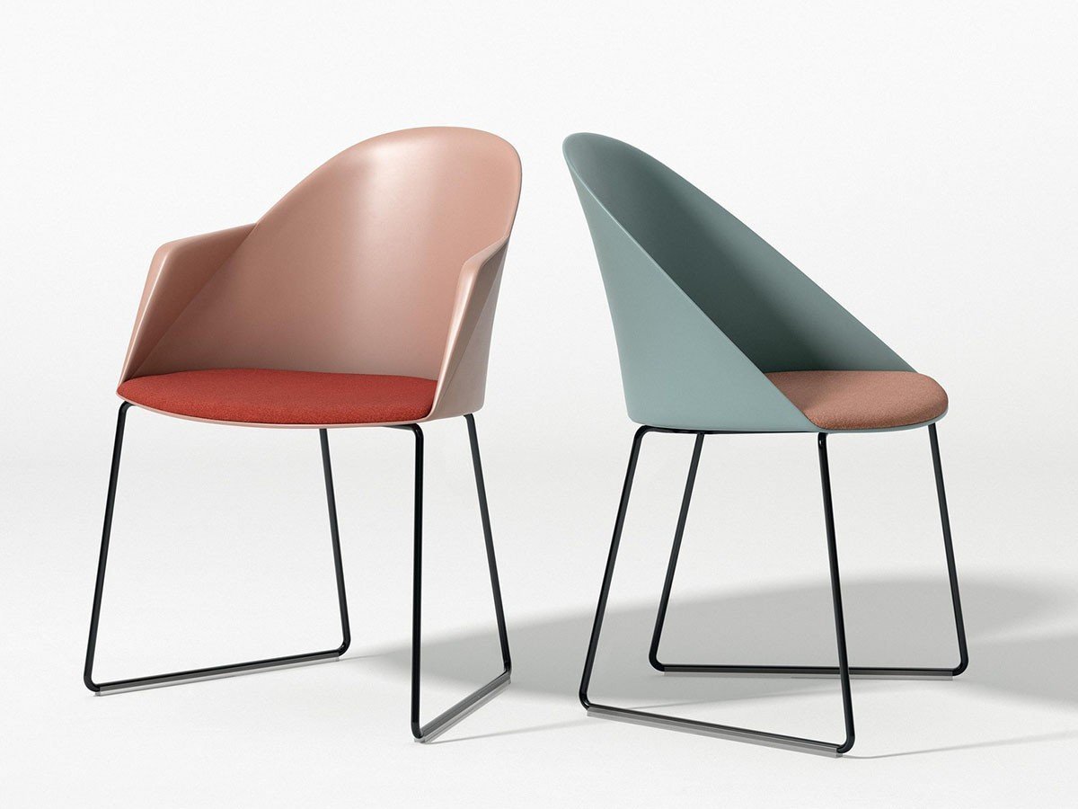 【アルペール/arper / GOODS】のCila Arm Chair / シーラ アームチェア スレッド脚 インテリア・キッズ・メンズ・レディースファッション・服の通販 founy(ファニー) 　シンプル　Simple　スリム　Slim　ドレス　Dress　フィット　Fit　リラックス　Relax　送料無料　Free Shipping　ホーム・キャンプ・アウトドア・お取り寄せ　Home,Garden,Outdoor,Camping Gear　家具・インテリア　Home Furniture & Interior. Stylish & Functional Living Spaces　チェア・椅子　Chair　ダイニングチェア　Dining Chair　ホーム・キャンプ・アウトドア・お取り寄せ　Home,Garden,Outdoor,Camping Gear　家具・インテリア　Home Furniture & Interior. Stylish & Functional Living Spaces　チェア・椅子　Chair　アームチェア　Armchair　参考イメージ|ID: prp329100003221090 ipo3291000000030177921