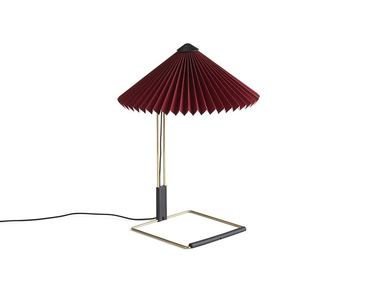 【ヘイ/HAY / GOODS】のMATIN TABLE LAMP S / マタン テーブルランプ S インテリア・キッズ・メンズ・レディースファッション・服の通販 founy(ファニー) 　送料無料　Free Shipping　テーブル　Table　フレーム　Flame　ワイヤー　Wire　ホーム・キャンプ・アウトドア・お取り寄せ　Home,Garden,Outdoor,Camping Gear　家具・インテリア　Furniture　ライト・照明　Lighting & Light Fixtures　オキサイドレッド|ID: prp329100003231602 ipo3291000000021711851