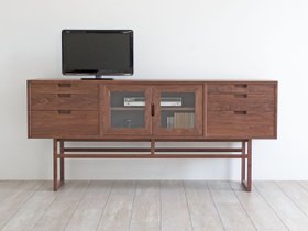 【松井木工/MATSUI MOKKO / GOODS】のsalvia LIVING BOARD G / サルビア リビングボード G 人気、トレンドファッション・服の通販 founy(ファニー) ヴィンテージ Vintage Style ガラス Glass, Glassware スリム Slim, Slim Fit チェリー Cherry, Cherry Pattern バランス Balance, Style Balance フォルム Silhouette, Form フレーム Frame, Outline モダン Modern, Contemporary おすすめ Recommended / Our Picks ホーム・キャンプ・アウトドア・お取り寄せ Home Living / Home & Lifestyle / Camping Gear / Outdoor Camping 家具・インテリア Home Furniture & Interior. Stylish & Functional Living Spaces 収納家具・キャビネット Storage Furniture サイドボード・リビング収納 Cabinet / Storage Cabinet ホーム・キャンプ・アウトドア・お取り寄せ Home Living / Home & Lifestyle / Camping Gear / Outdoor Camping 家具・インテリア Home Furniture & Interior. Stylish & Functional Living Spaces テレビボード・テレビ台 TV Cabinets & Consoles テレビ台・TVボード Tv Board |ID:prp329100003278570