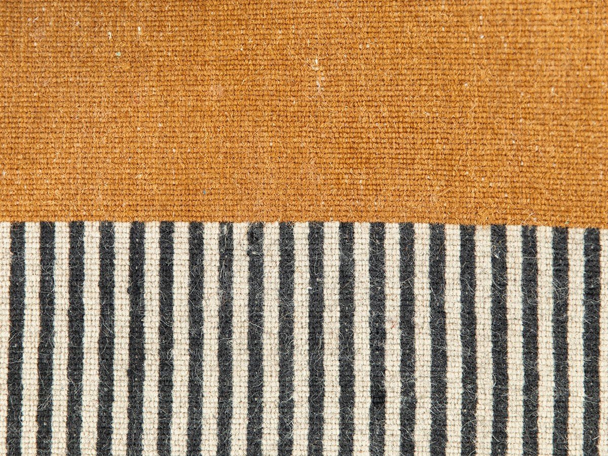 【アデペシュ/a.depeche / GOODS】のpell wool rug aath / ペル ウールラグ アート インテリア・キッズ・メンズ・レディースファッション・服の通販 founy(ファニー) 　インド　Indian Textile　クッション　Cushion, Throw Pillow　フリンジ　Fringe, Tassel　冬　Winter / This Winter　夏　Summer　ホーム・キャンプ・アウトドア・お取り寄せ　Home Living / Home & Lifestyle / Camping Gear / Outdoor Camping　家具・インテリア　Home Furniture & Interior. Stylish & Functional Living Spaces　その他 インテリア雑貨、家具　Home Decor & Furniture Extras　裏面イメージ|ID: prp329100003300486 ipo3291000000030249861