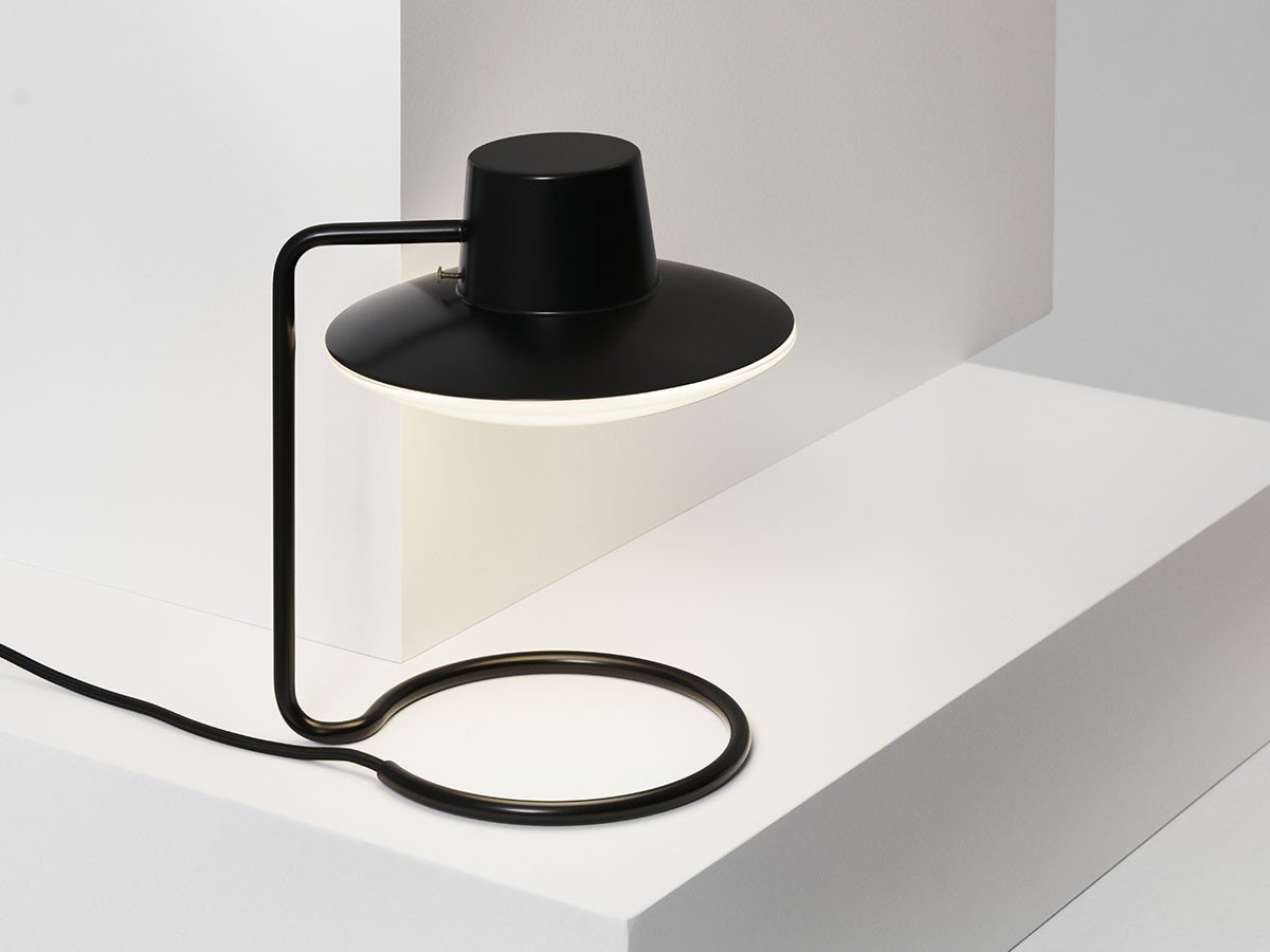 【ルイスポールセン/Louis Poulsen / GOODS】のAJ Oxford Table Lamp / AJ オックスフォード テーブルランプ H410(メタルシェードタイプ) インテリア・キッズ・メンズ・レディースファッション・服の通販 founy(ファニー) 　ガラス　Glass　グラフィック　Graphic　スリム　Slim　センター　Center　テーブル　Table　ハンド　Hand　メタル　Metal　送料無料　Free Shipping　ホーム・キャンプ・アウトドア・お取り寄せ　Home,Garden,Outdoor,Camping Gear　家具・インテリア　Furniture　ライト・照明　Lighting & Light Fixtures　参考イメージ|ID: prp329100003343605 ipo3291000000025303575