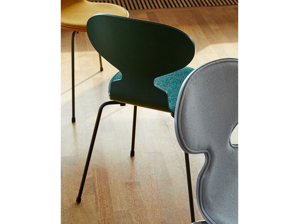 【フリッツ ハンセン/FRITZ HANSEN / GOODS】のANT / アリンコチェア 3本脚 フロントパディング 3100 インテリア・キッズ・メンズ・レディースファッション・服の通販 founy(ファニー) 　インド　Indian Textile　ウッド　Wooden Design　エレガント 上品　Elegant　シルク　Silk, 100% Silk　フォルム　Silhouette, Form　送料無料　Free Shipping　ホーム・キャンプ・アウトドア・お取り寄せ　Home Living / Home & Lifestyle / Camping Gear / Outdoor Camping　家具・インテリア　Home Furniture & Interior. Stylish & Functional Living Spaces　チェア・椅子　Seating & Chairs　ダイニングチェア・木製チェア　Dining Chairs　参考イメージ|ID: prp329100003387689 ipo3291000000033854530