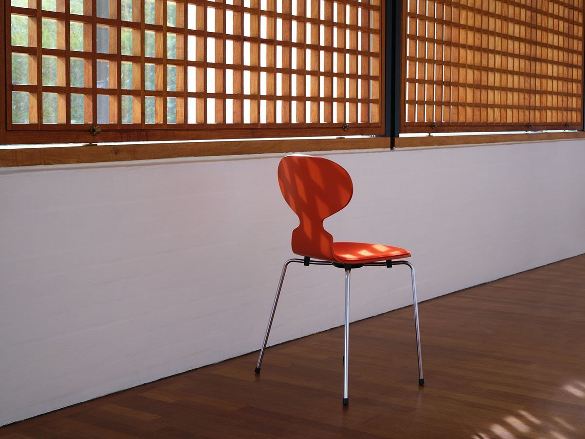 【フリッツ ハンセン/FRITZ HANSEN / GOODS】のANT / アリンコチェア 3本脚 フロントパディング 3100 インテリア・キッズ・メンズ・レディースファッション・服の通販 founy(ファニー) 　インド　Indian Textile　ウッド　Wooden Design　エレガント 上品　Elegant　シルク　Silk, 100% Silk　フォルム　Silhouette, Form　送料無料　Free Shipping　ホーム・キャンプ・アウトドア・お取り寄せ　Home Living / Home & Lifestyle / Camping Gear / Outdoor Camping　家具・インテリア　Home Furniture & Interior. Stylish & Functional Living Spaces　チェア・椅子　Seating & Chairs　ダイニングチェア・木製チェア　Dining Chairs　参考イメージ|ID: prp329100003387689 ipo3291000000033854533