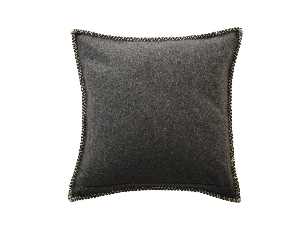 【カサマンス/CASAMANCE / GOODS】のArthur‘s Seat Cushion / アーサーズシート クッション 45 × 45cm インテリア・キッズ・メンズ・レディースファッション・服の通販 founy(ファニー) 送料無料 Free Shipping クッション Cushion, Throw Pillow パイピング Piping, Trim Design フランス France, French ホーム・キャンプ・アウトドア・お取り寄せ Home Living / Home & Lifestyle / Camping Gear / Outdoor Camping 家具・インテリア Home Furniture & Interior. Stylish & Functional Living Spaces その他 インテリア雑貨、家具 Home Decor & Furniture Extras チャコール(裏面)|ID: prp329100003453528 ipo3291000000035324594