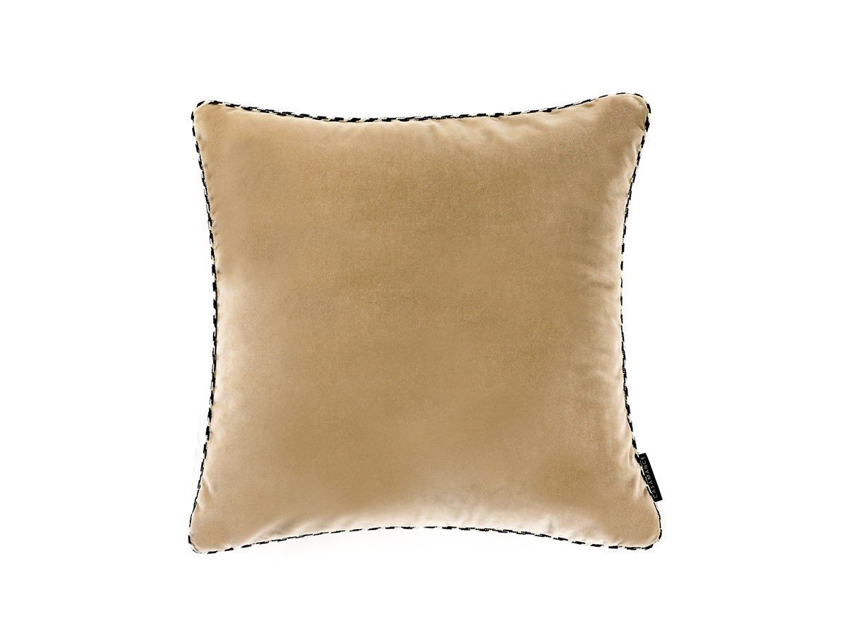【カサマンス/CASAMANCE / GOODS】のDolce Vita Cushion / ドルチェヴィータ クッション 45 × 45cm インテリア・キッズ・メンズ・レディースファッション・服の通販 founy(ファニー) 　送料無料　Free Shipping　クッション　Cushion, Throw Pillow　パイピング　Piping, Trim Design　フランス　France, French　ベルベット　Velvet, Velvety　ホーム・キャンプ・アウトドア・お取り寄せ　Home Living / Home & Lifestyle / Camping Gear / Outdoor Camping　家具・インテリア　Home Furniture & Interior. Stylish & Functional Living Spaces　その他 インテリア雑貨、家具　Home Decor & Furniture Extras　シャンパーニュ|ID: prp329100003453533 ipo3291000000035324724