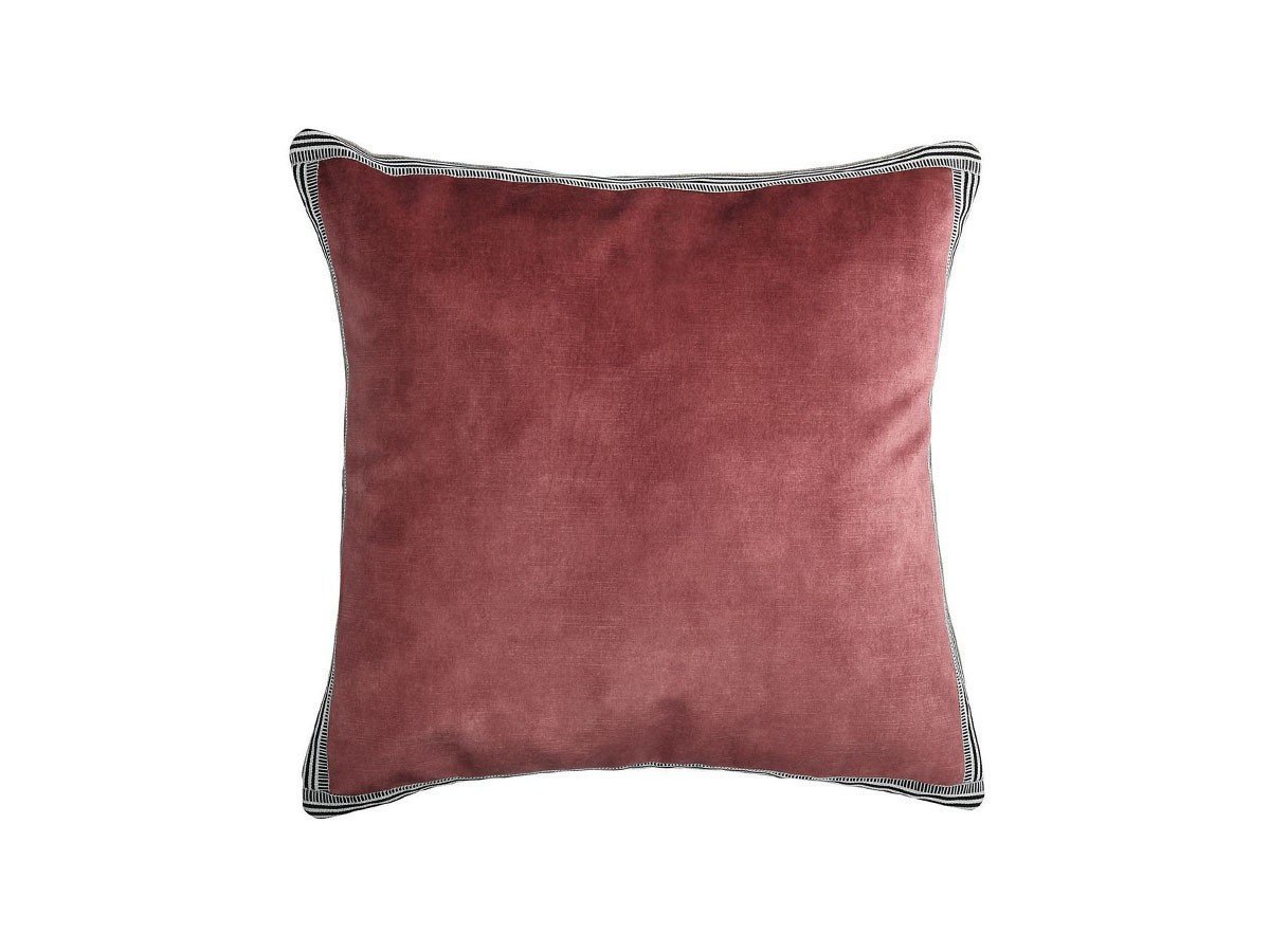 【カサマンス/CASAMANCE / GOODS】のManade Cushion / マナド クッション 45 × 45cm インテリア・キッズ・メンズ・レディースファッション・服の通販 founy(ファニー) 　送料無料　Free Shipping　クッション　Cushion　パイピング　Piping　フランス　France　プリント　Print　ベルベット　Velvet　リネン　Linen　リボン　Ribbon　ヴィンテージ　Vintage　ホーム・キャンプ・アウトドア・お取り寄せ　Home,Garden,Outdoor,Camping Gear　家具・インテリア　Home Furniture & Interior. Stylish & Functional Living Spaces　その他 インテリア雑貨、家具　Furniture, Interior, Others　ボワ ドゥ ローズ|ID: prp329100003453535 ipo3291000000030223871