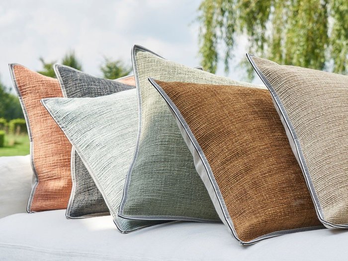 【カサマンス/CASAMANCE / GOODS】のCabourg Cushion / カブール クッション 45 × 45cm インテリア・キッズ・メンズ・レディースファッション・服の通販 founy(ファニー) https://founy.com/ 送料無料 Free Shipping クッション Cushion パイピング Piping フランス France リネン Linen リボン Ribbon ホーム・キャンプ・アウトドア・お取り寄せ Home,Garden,Outdoor,Camping Gear 家具・インテリア Home Furniture & Interior. Stylish & Functional Living Spaces その他 インテリア雑貨、家具 Furniture, Interior, Others |ID: prp329100003453538 ipo3291000000030224134