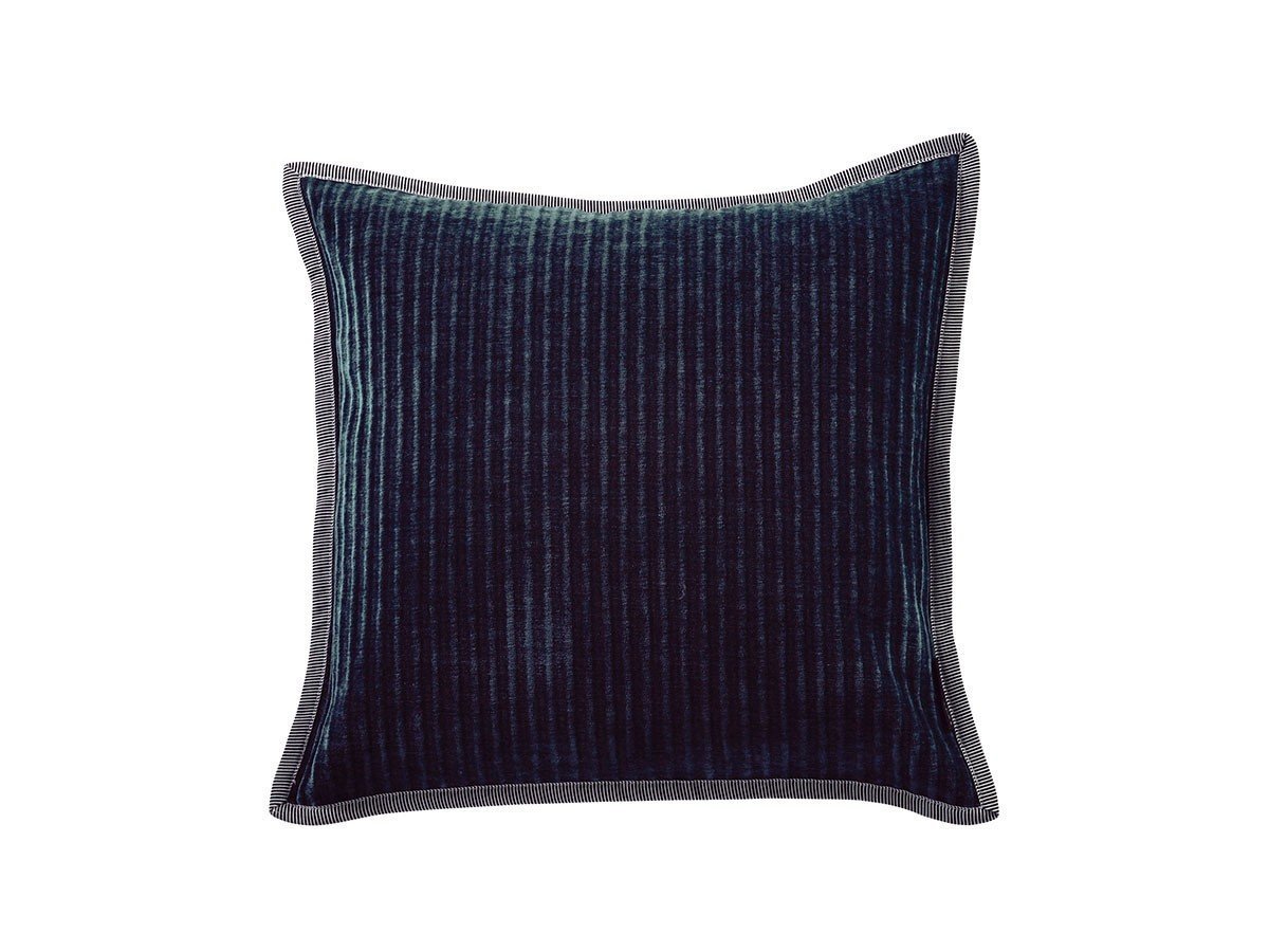 【カサマンス/CASAMANCE / GOODS】のOpulence Cushion / オピュランス クッション 45 × 45cm インテリア・キッズ・メンズ・レディースファッション・服の通販 founy(ファニー) 　送料無料　Free Shipping　クッション　Cushion　パイピング　Piping　フランス　France　リネン　Linen　リボン　Ribbon　ホーム・キャンプ・アウトドア・お取り寄せ　Home,Garden,Outdoor,Camping Gear　家具・インテリア　Furniture　その他 インテリア雑貨、家具　Furniture, Interior, Others　ブルー ニュイ|ID: prp329100003453540 ipo3291000000025332496