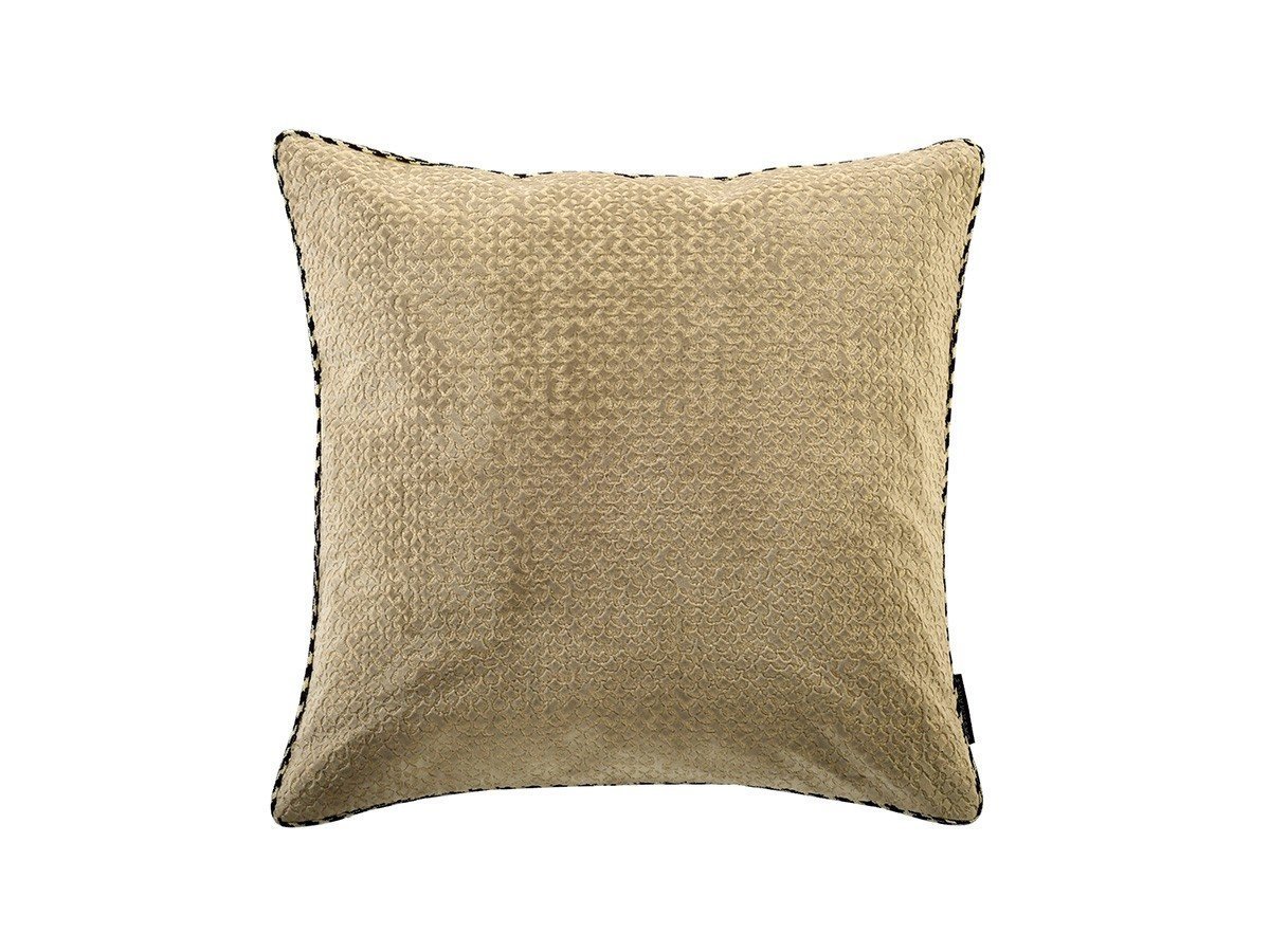 【カサマンス/CASAMANCE / GOODS】のNastie Cushion / ナスティ クッション 45 × 45cm インテリア・キッズ・メンズ・レディースファッション・服の通販 founy(ファニー) 　送料無料　Free Shipping　クッション　Cushion　パイピング　Piping　フランス　France　ベルベット　Velvet　リネン　Linen　レース　Race　ホーム・キャンプ・アウトドア・お取り寄せ　Home,Garden,Outdoor,Camping Gear　家具・インテリア　Furniture　その他 インテリア雑貨、家具　Furniture, Interior, Others　グレージュ|ID: prp329100003453555 ipo3291000000030464008
