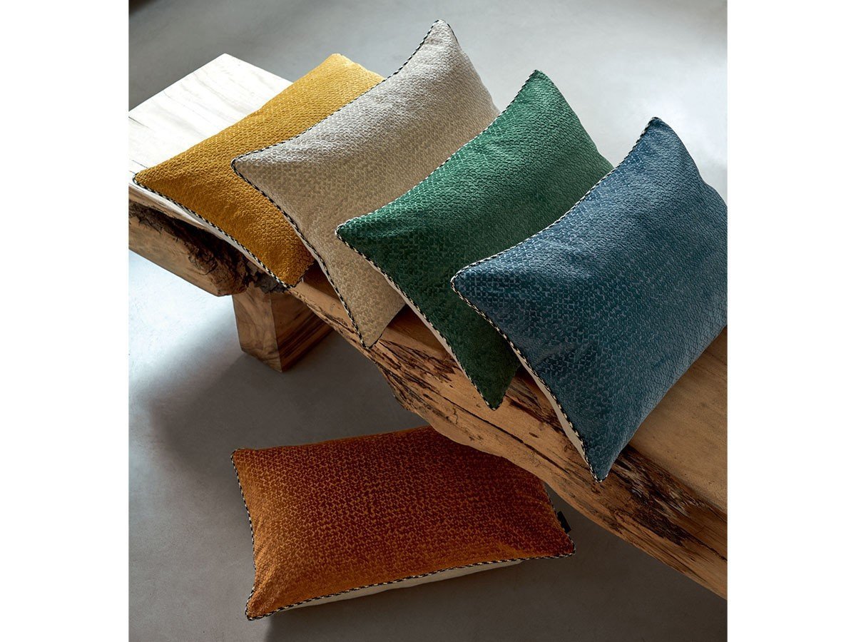 【カサマンス/CASAMANCE / GOODS】のNastie Cushion / ナスティ クッション 45 × 45cm インテリア・キッズ・メンズ・レディースファッション・服の通販 founy(ファニー) 　送料無料　Free Shipping　クッション　Cushion　パイピング　Piping　フランス　France　ベルベット　Velvet　リネン　Linen　レース　Race　ホーム・キャンプ・アウトドア・お取り寄せ　Home,Garden,Outdoor,Camping Gear　家具・インテリア　Furniture　その他 インテリア雑貨、家具　Furniture, Interior, Others　参考イメージ|ID: prp329100003453555 ipo3291000000030464016