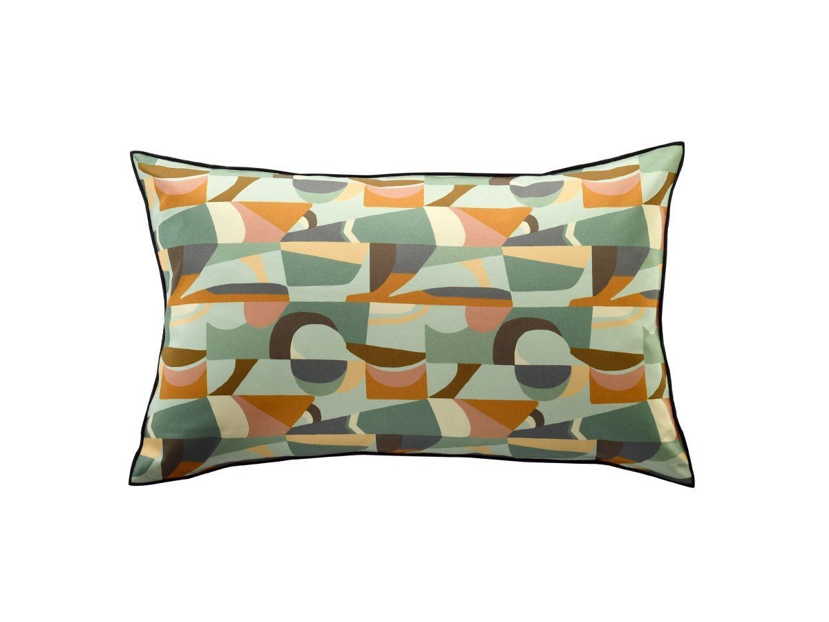 【カサマンス/CASAMANCE / GOODS】のFascination Satain Cushion / ファシナシオン サテン クッション 50 × 30cm インテリア・キッズ・メンズ・レディースファッション・服の通販 founy(ファニー) 送料無料 Free Shipping クッション Cushion, Throw Pillow サテン Satin, Glossy Fabric パイピング Piping, Trim Design パターン Pattern, Design Print フランス France, French プリント Print, Printed Pattern リボン Ribbon, Bow ホーム・キャンプ・アウトドア・お取り寄せ Home Living / Home & Lifestyle / Camping Gear / Outdoor Camping 家具・インテリア Home Furniture & Interior. Stylish & Functional Living Spaces その他 インテリア雑貨、家具 Home Decor & Furniture Extras セラドン|ID: prp329100003453566 ipo3291000000035327792