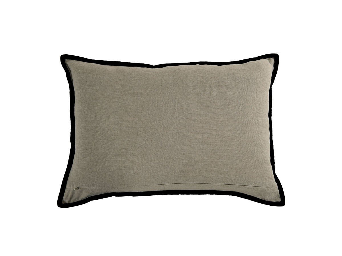 【カサマンス/CASAMANCE / GOODS】のFacetie Cushion / ファセティ クッション 60 × 40cm インテリア・キッズ・メンズ・レディースファッション・服の通販 founy(ファニー) 　送料無料　Free Shipping　クッション　Cushion, Throw Pillow　サテン　Satin, Glossy Fabric　パターン　Pattern, Design Print　フランス　France, French　ホーム・キャンプ・アウトドア・お取り寄せ　Home Living / Home & Lifestyle / Camping Gear / Outdoor Camping　家具・インテリア　Home Furniture & Interior. Stylish & Functional Living Spaces　その他 インテリア雑貨、家具　Home Decor & Furniture Extras　裏面|ID: prp329100003453570 ipo3291000000035324975