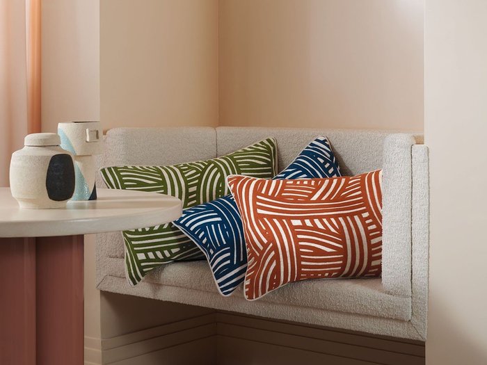 【カサマンス/CASAMANCE / GOODS】のCaravane Cushion / キャラヴァン クッション 60 × 40cm インテリア・キッズ・メンズ・レディースファッション・服の通販 founy(ファニー) https://founy.com/ 送料無料 Free Shipping クッション Cushion トリミング Trimming フランス France リネン Linen ホーム・キャンプ・アウトドア・お取り寄せ Home,Garden,Outdoor,Camping Gear 家具・インテリア Home Furniture & Interior. Stylish & Functional Living Spaces その他 インテリア雑貨、家具 Furniture, Interior, Others |ID: prp329100003453572 ipo3291000000030225071
