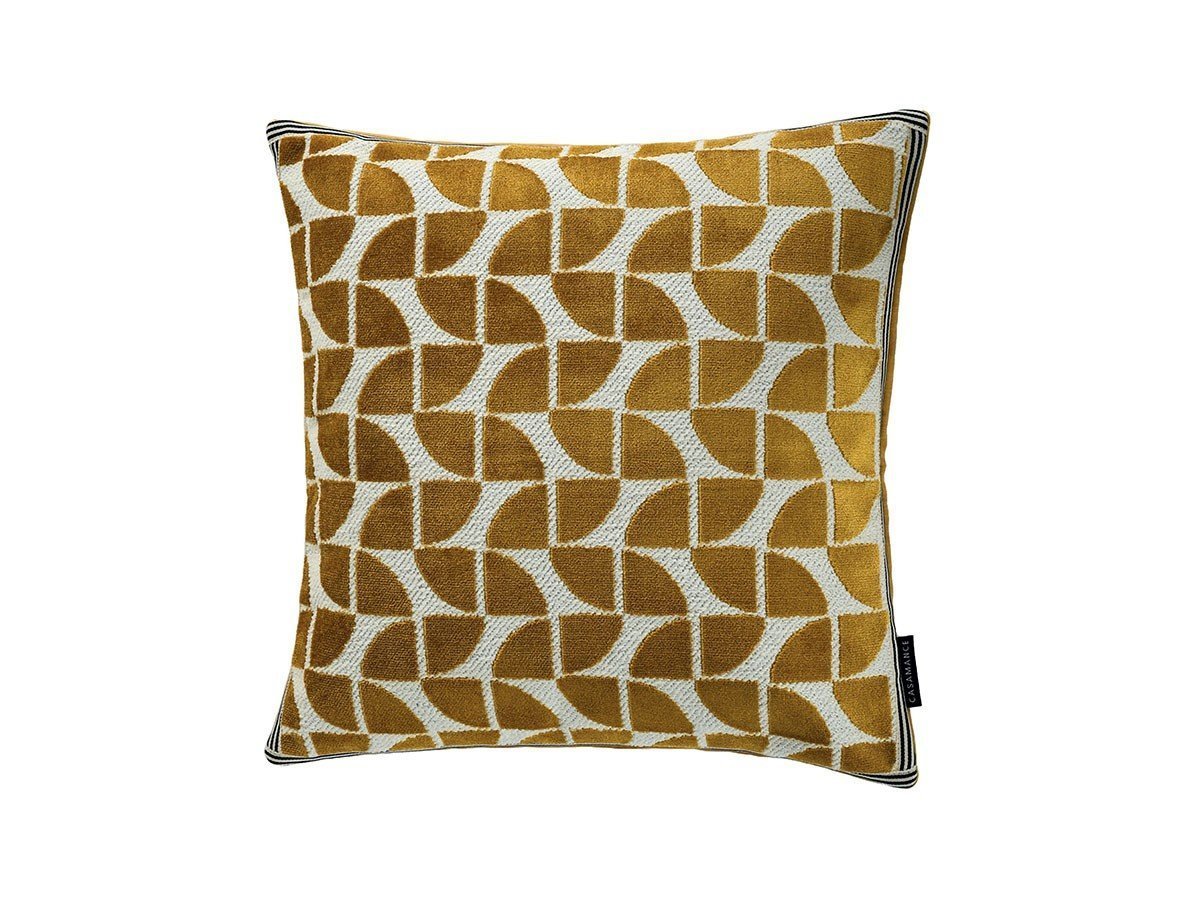【カサマンス/CASAMANCE / GOODS】のOca Cushion / オカ クッション 45 × 45cm インテリア・キッズ・メンズ・レディースファッション・服の通販 founy(ファニー) 　送料無料　Free Shipping　クッション　Cushion, Throw Pillow　ストライプ　Stripe, Striped Pattern　トリミング　Trimming, Decorative Edge　フランス　France, French　ベルベット　Velvet, Velvety　モチーフ　Motif, Design Theme　リボン　Ribbon, Bow　ホーム・キャンプ・アウトドア・お取り寄せ　Home Living / Home & Lifestyle / Camping Gear / Outdoor Camping　家具・インテリア　Home Furniture & Interior. Stylish & Functional Living Spaces　その他 インテリア雑貨、家具　Home Decor & Furniture Extras　オークル|ID: prp329100003453574 ipo3291000000035324990