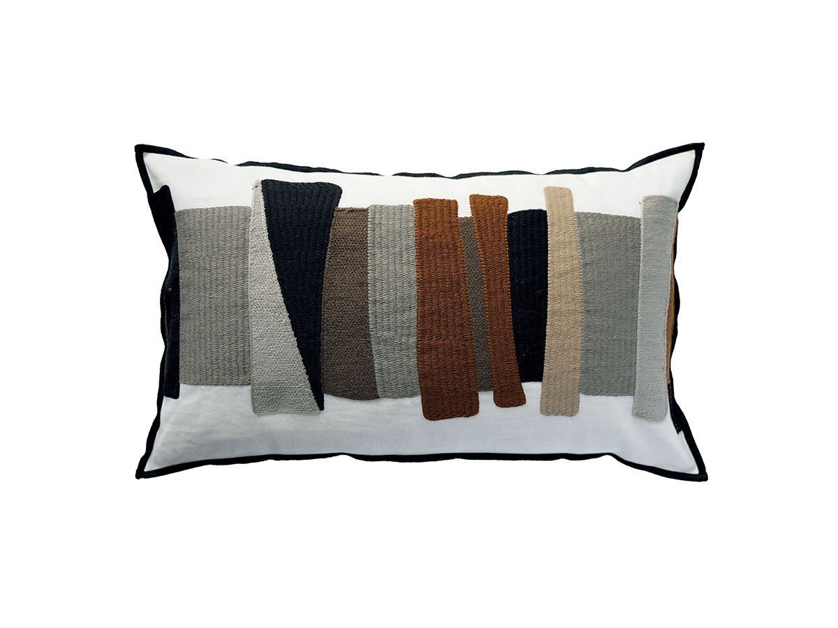 【カサマンス/CASAMANCE / GOODS】のValvidia Cushion / ヴァルヴィディア クッション 50 × 30cm インテリア・キッズ・メンズ・レディースファッション・服の通販 founy(ファニー) 　送料無料　Free Shipping　クッション　Cushion　サテン　Satin　トリミング　Trimming　フランス　France　リネン　Linen　ホーム・キャンプ・アウトドア・お取り寄せ　Home,Garden,Outdoor,Camping Gear　家具・インテリア　Furniture　その他 インテリア雑貨、家具　Furniture, Interior, Others　グリ サンドル / ノワール ド リュヌ|ID: prp329100003453576 ipo3291000000025332956