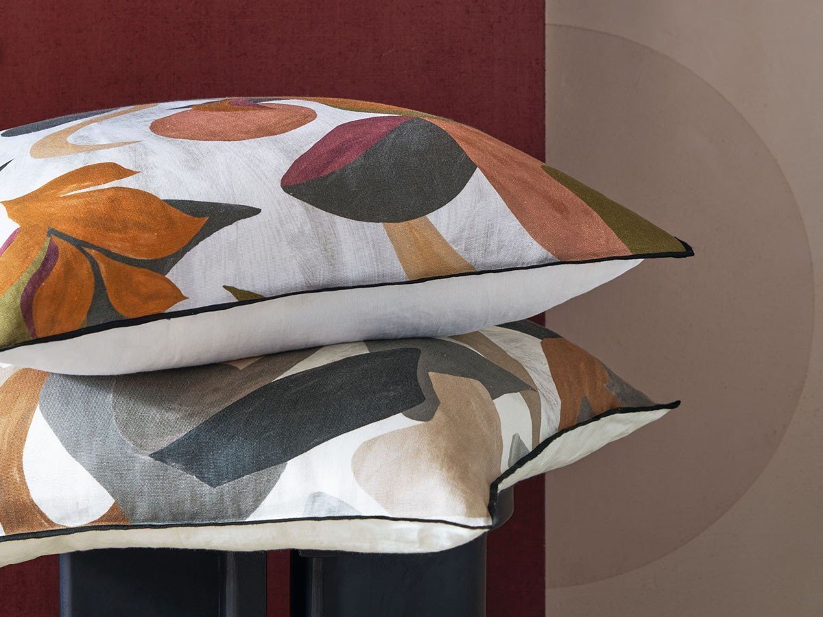 【カサマンス/CASAMANCE / GOODS】のAir de Fete Cushion / エア ド フェット クッション 65 × 65cm 人気、トレンドファッション・服の通販 founy(ファニー) 　送料無料　Free Shipping　クッション　Cushion, Throw Pillow　コレクション　Collection, Seasonal Line　サテン　Satin, Glossy Fabric　トリミング　Trimming, Decorative Edge　フランス　France, French　プリント　Print, Printed Pattern　モチーフ　Motif, Design Theme　リネン　Linen, Linen Fabric　ホーム・キャンプ・アウトドア・お取り寄せ　Home Living / Home & Lifestyle / Camping Gear / Outdoor Camping　家具・インテリア　Home Furniture & Interior. Stylish & Functional Living Spaces　その他 インテリア雑貨、家具　Home Decor & Furniture Extras　other-4|ID: prp329100003453577 ipo3291000000031488820