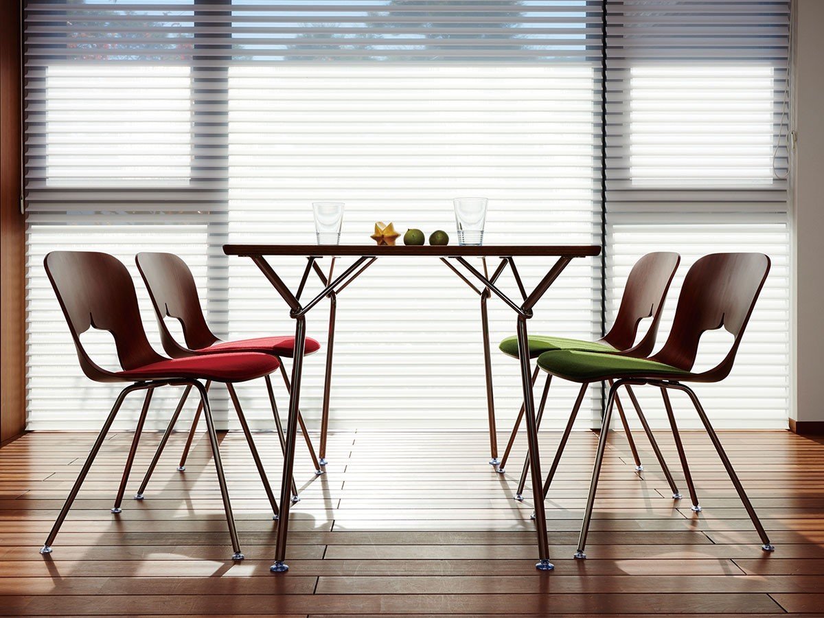 【天童木工/Tendo Mokko / GOODS】のDining Chair / ダイニングチェア T-3036SP-ST インテリア・キッズ・メンズ・レディースファッション・服の通販 founy(ファニー) 　送料無料　Free Shipping　コンパクト　Compact, Small Size　フィット　Fit, Slim Fit　フォルム　Silhouette, Form　ホーム・キャンプ・アウトドア・お取り寄せ　Home Living / Home & Lifestyle / Camping Gear / Outdoor Camping　家具・インテリア　Home Furniture & Interior. Stylish & Functional Living Spaces　チェア・椅子　Seating & Chairs　ダイニングチェア・木製チェア　Dining Chairs　左:張地 エヌシー B0115 レッド(グレードB)、右:張地 エヌシー B0146 オリーブグリー|ID: prp329100003498888 ipo3291000000034649597