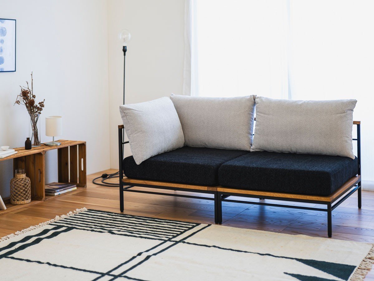 【アドレス/address / GOODS】のKarla sofa 1 seater / カーラ ソファ 1シーター(FLYMEe限定カラー) 人気、トレンドファッション・服の通販 founy(ファニー) 　クッション　Cushion, Throw Pillow　スリム　Slim, Slim Fit　フレーム　Frame, Outline　モダン　Modern, Contemporary　送料無料　Free Shipping　ホーム・キャンプ・アウトドア・お取り寄せ　Home Living / Home & Lifestyle / Camping Gear / Outdoor Camping　家具・インテリア　Home Furniture & Interior. Stylish & Functional Living Spaces　ソファー　Couches & Sofas　other-4|ID: prp329100003540363 ipo3291000000031487404