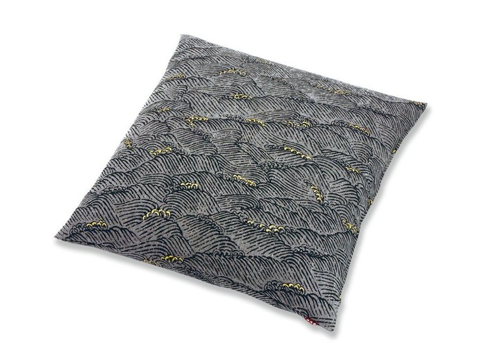 【フライミー ジャパン スタイル/FLYMEe Japan-Style / GOODS】の座布団 / 座布団(黒染白波) インテリア・キッズ・メンズ・レディースファッション・服の通販 founy(ファニー) https://founy.com/ 送料無料 Free Shipping クッション Cushion ホーム・キャンプ・アウトドア・お取り寄せ Home,Garden,Outdoor,Camping Gear 家具・インテリア Furniture その他 インテリア雑貨、家具 Furniture, Interior, Others |ID: prp329100003541939 ipo3291000000030204978