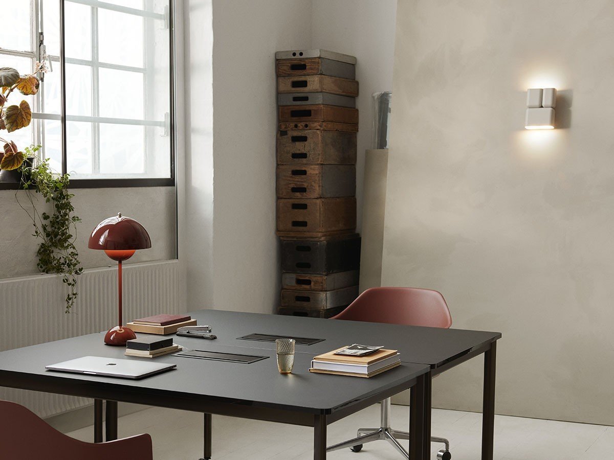 【アンドトラディション/&Tradition / GOODS】のTabata Wall LN10 / タバタ ウォールランプ LN10 人気、トレンドファッション・服の通販 founy(ファニー) 　送料無料　Free Shipping　おすすめ　Recommended / Our Picks　イタリア　Italy　ホーム・キャンプ・アウトドア・お取り寄せ　Home Living / Home & Lifestyle / Camping Gear / Outdoor Camping　家具・インテリア　Home Furniture & Interior. Stylish & Functional Living Spaces　ライト・照明　Lamps & Lighting Fixtures　other-5|ID: prp329100003553285 ipo3291000000031486927