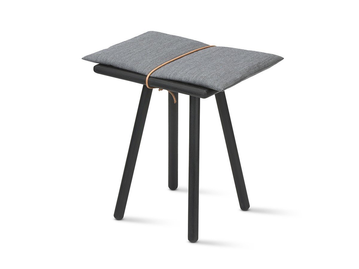 【フリッツ ハンセン/FRITZ HANSEN / GOODS】のGeorg Stool / ジョージ スツール 人気、トレンドファッション・服の通販 founy(ファニー) 　送料無料　Free Shipping　オイル　Oil　クッション　Cushion　ラップ　Wrap　ホーム・キャンプ・アウトドア・お取り寄せ　Home,Garden,Outdoor,Camping Gear　家具・インテリア　Furniture　チェア・椅子　Chair　スツール　Stool　other-3|ID: prp329100003594845 ipo3291000000031486323