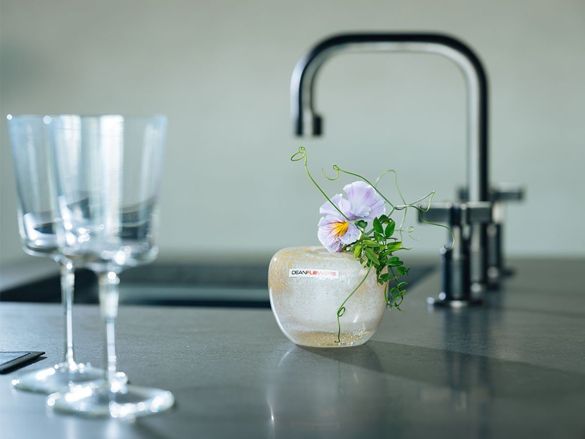 【ヘンリーディーン/Henry Dean / GOODS】のV.Drop S / V.ドロップ S(スタンダードカラー) インテリア・キッズ・メンズ・レディースファッション・服の通販 founy(ファニー) 　ガラス　Glass, Glassware　スタンダード　Standard, Basic　センター　Center, Center Line　ドロップ　Drop Shoulder, Dropped Style　ハンド　Hand, Handmade　バランス　Balance, Style Balance　フォルム　Silhouette, Form　フラワー　Flower, Floral　ランダム　Random, Irregular　ホーム・キャンプ・アウトドア・お取り寄せ　Home Living / Home & Lifestyle / Camping Gear / Outdoor Camping　家具・インテリア　Home Furniture & Interior. Stylish & Functional Living Spaces　その他 インテリア雑貨、家具　Home Decor & Furniture Extras　参考イメージ|ID: prp329100003620857 ipo3291000000033832762