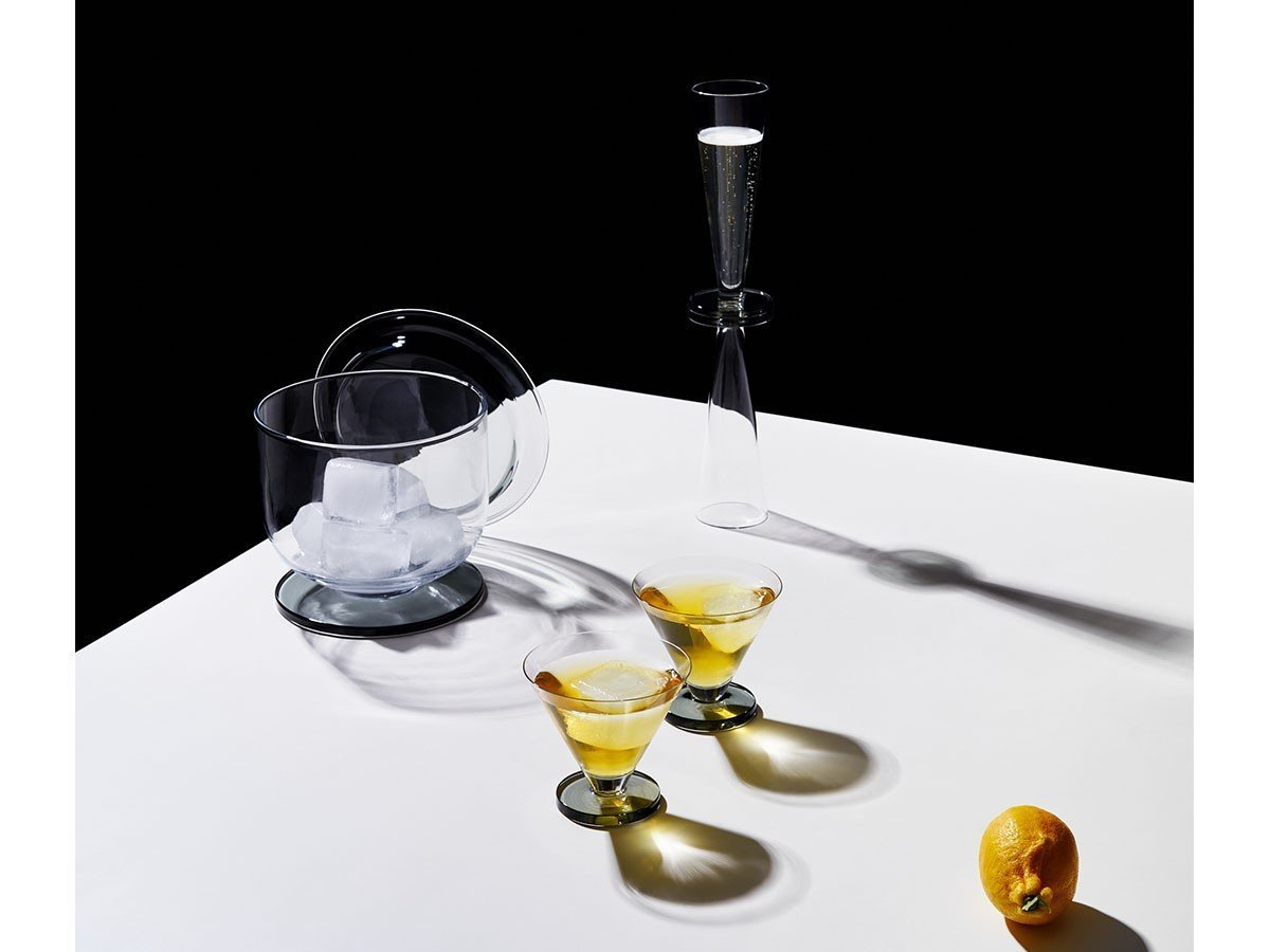 【トム ディクソン/Tom Dixon / GOODS】のPuck Cocktail Glass 2P / パック カクテルグラス 2個セット 人気、トレンドファッション・服の通販 founy(ファニー) 　送料無料　Free Shipping　ガラス　Glass　グラス　Glass　タンブラー　Tumbler　テーブル　Table　デザート　Dessert　フォルム　Form　other-3|ID: prp329100003625520 ipo3291000000031485638