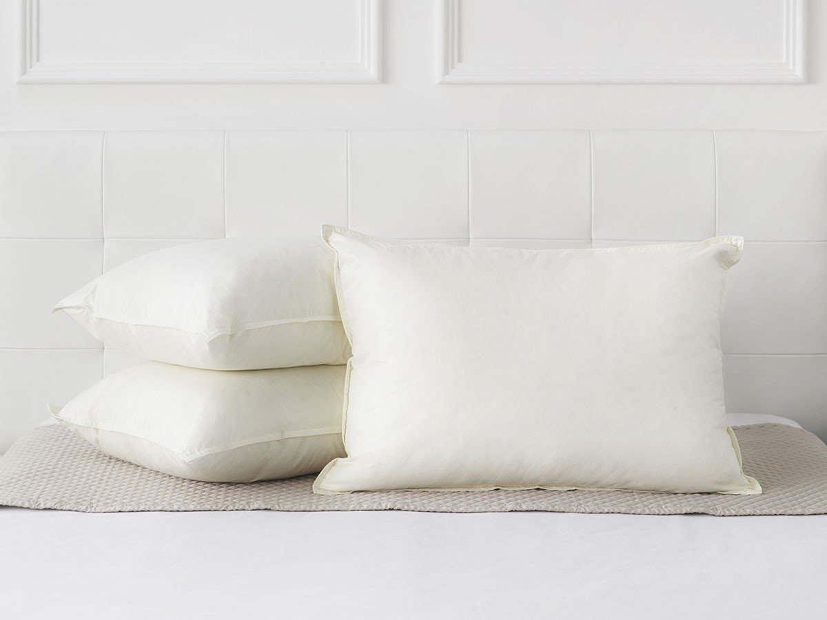 【ホテルライクインテリア/HOTEL LIKE INTERIOR / GOODS】のDown Feather Pillow / 3層構造ダウンフェザーピロー 人気、トレンドファッション・服の通販 founy(ファニー) ダウン Down, Puffer フェザー Feather, Feather Detail ミックス Mix, Mixed Style リラックス Relax, Relaxed Fit 送料無料 Free Shipping ホーム・キャンプ・アウトドア・お取り寄せ Home Living / Home & Lifestyle / Camping Gear / Outdoor Camping 家具・インテリア Home Furniture & Interior. Stylish & Functional Living Spaces その他 インテリア雑貨、家具 Home Decor & Furniture Extras other-2|ID: prp329100003628349 ipo3291000000031485409