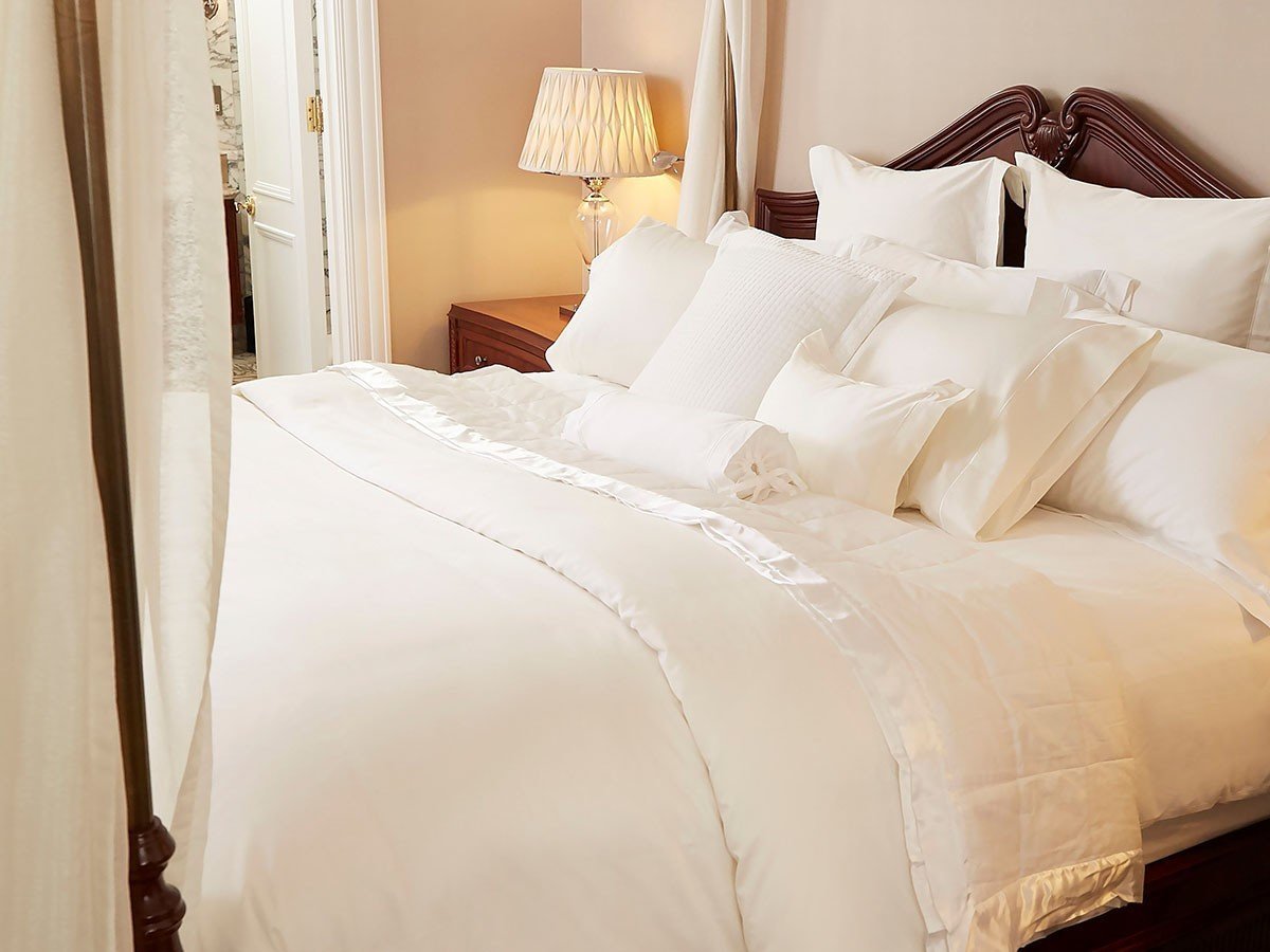 【ホテルライクインテリア/HOTEL LIKE INTERIOR / GOODS】の400TC Cotton Sateen / 400TC コットンサテン クッションカバー ネックロール インテリア・キッズ・メンズ・レディースファッション・服の通販 founy(ファニー) クッション Cushion, Throw Pillow サテン Satin, Glossy Fabric なめらか Smooth, Silky Texture バランス Balance, Style Balance フェザー Feather, Feather Detail ラグジュアリー Luxury, Elegant リネン Linen, Linen Fabric エレガント 上品 Elegant ホーム・キャンプ・アウトドア・お取り寄せ Home Living / Home & Lifestyle / Camping Gear / Outdoor Camping 家具・インテリア Home Furniture & Interior. Stylish & Functional Living Spaces その他 インテリア雑貨、家具 Home Decor & Furniture Extras ネックロールは、円筒状のアクセントクッションです。|ID: prp329100003628372 ipo3291000000030190956