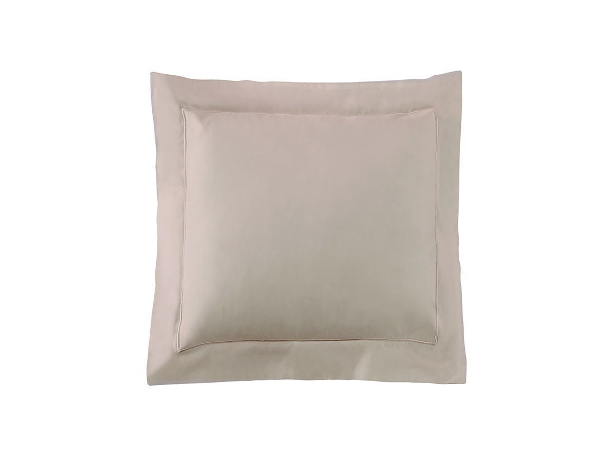 【ホテルライクインテリア/HOTEL LIKE INTERIOR / GOODS】の400TC Cotton Sateen / 400TC コットンサテン クッションカバー ユーロ 人気、トレンドファッション・服の通販 founy(ファニー) 　クッション　Cushion　サテン　Satin　なめらか　Smooth　バランス　Balance　フェザー　Feather　ラグジュアリー　Luxury　リネン　Linen　リラックス　Relax　エレガント 上品　Elegant　ホーム・キャンプ・アウトドア・お取り寄せ　Home,Garden,Outdoor,Camping Gear　家具・インテリア　Home Furniture & Interior. Stylish & Functional Living Spaces　その他 インテリア雑貨、家具　Furniture, Interior, Others　other-3|ID: prp329100003628373 ipo3291000000031485505