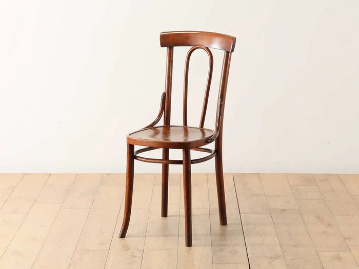 【ロイズ アンティークス/Lloyd's Antiques / GOODS】のReal Antique Bentwood Chair U Back / ポーランドアンティーク家具 ベントウッドチェア Uバック インテリア・キッズ・メンズ・レディースファッション・服の通販 founy(ファニー) https://founy.com/ アンティーク Antique ホーム・キャンプ・アウトドア・お取り寄せ Home,Garden,Outdoor,Camping Gear 家具・インテリア Furniture チェア・椅子 Chair ダイニングチェア Dining Chair |ID: prp329100003717101 ipo3291000000028595056