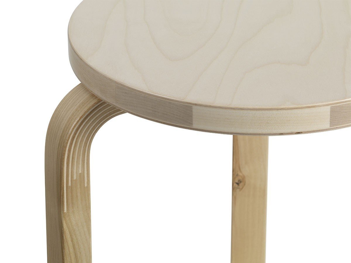 【アルテック/artek / GOODS】のForest Collection STOOL 60 WILD BIRCH / フォレストシリーズ スツール 60 ワイルドバーチ インテリア・キッズ・メンズ・レディースファッション・服の通販 founy(ファニー) 　イタリア　Italy　フラット　Flat　送料無料　Free Shipping　ホーム・キャンプ・アウトドア・お取り寄せ　Home,Garden,Outdoor,Camping Gear　家具・インテリア　Furniture　チェア・椅子　Chair　スツール　Stool　「スツール 60 ワイルドバーチ」に見られる特徴|幹の芯の濃い色の部分|ID: prp329100003756017 ipo3291000000025318883